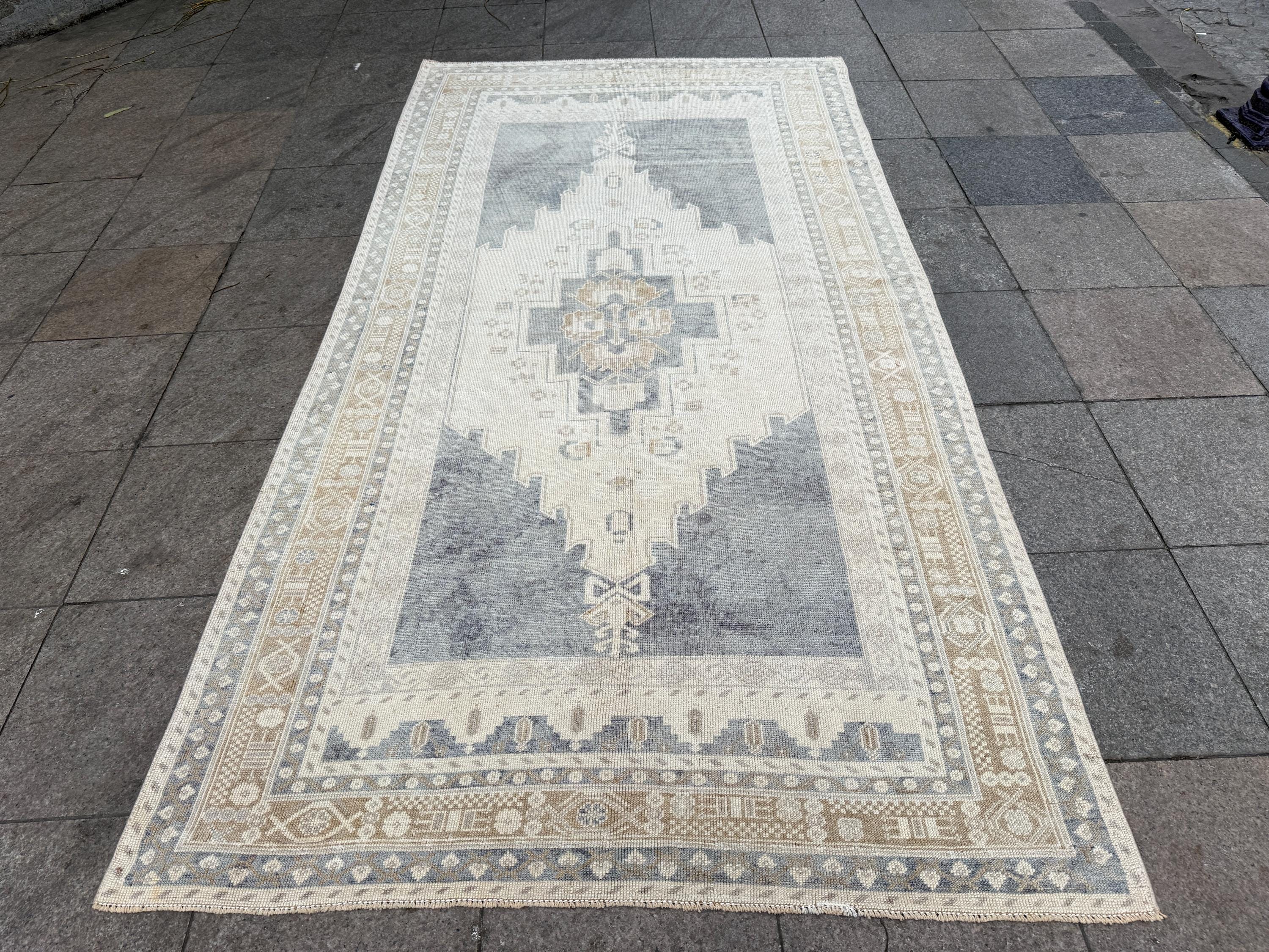 4'10"x9'2" feet Vintage Turkish Anatolian Rug,Blue Color Floral Rug,794