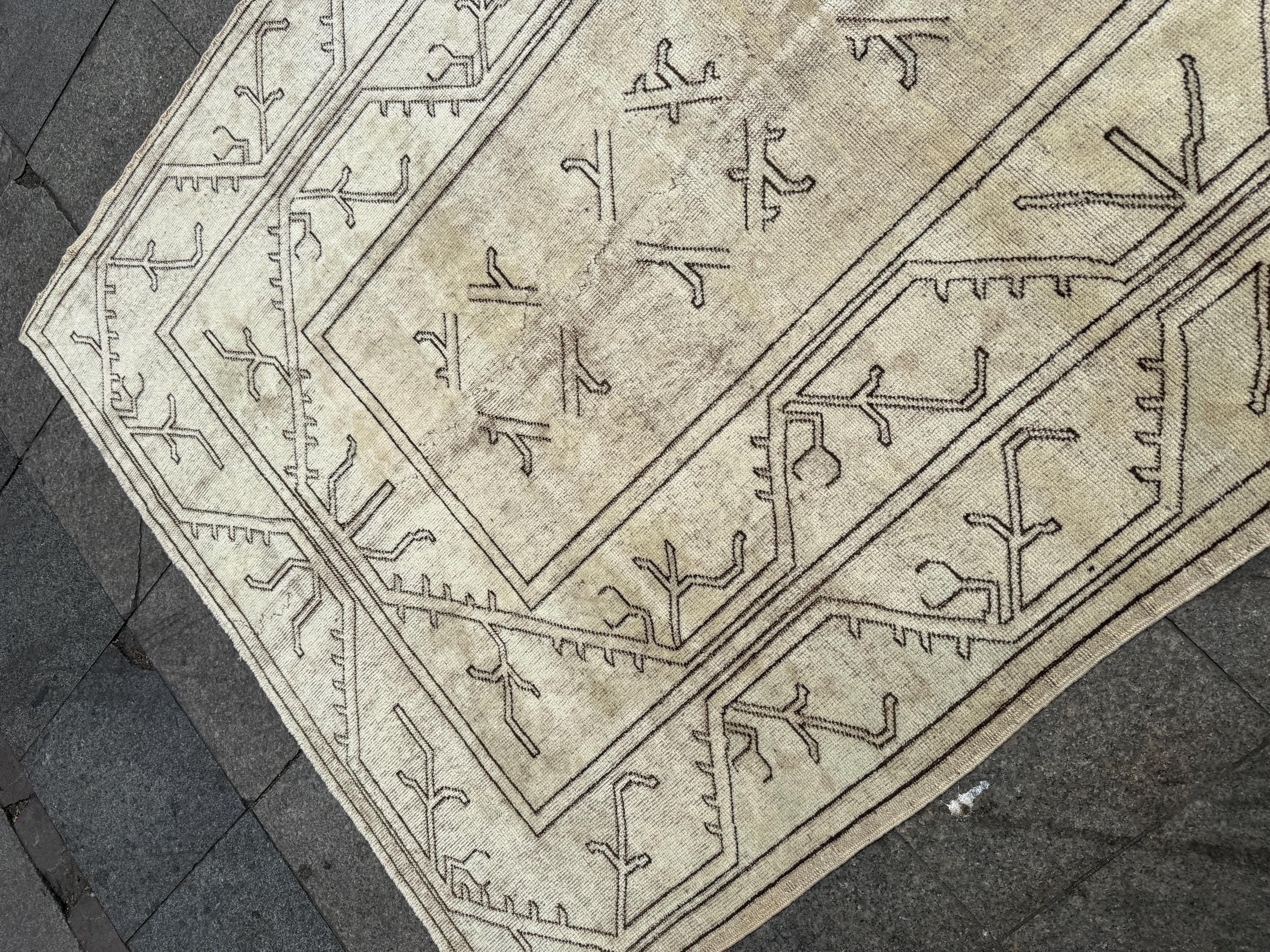 5'3"x8'5" feet Vintage Anatolian Wool Rug,Geometric Decoritive Beige Rug ,296