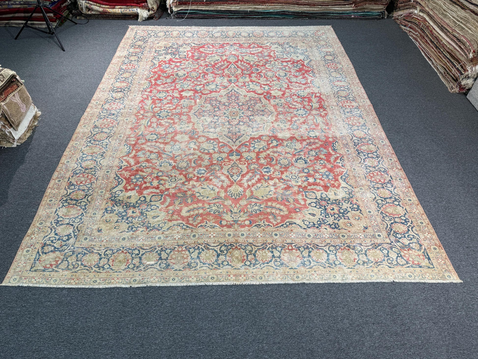 10'6"x13'9" feet Vintage Turkish Anatolian Rug,Red Color Rug,116