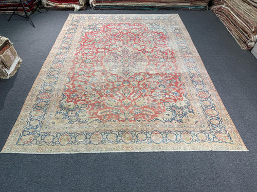 10'6"x13'9" feet Vintage Turkish Anatolian Rug,Red Color Rug,116