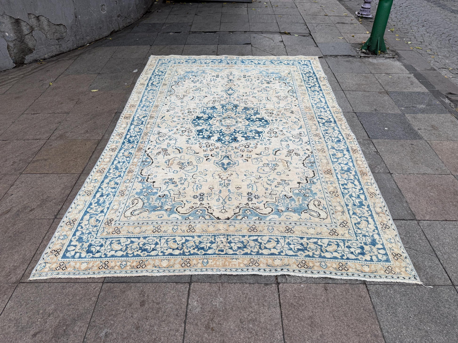 6'2"x9'2" feet Vintage Turkish Anatolian Rug,Beige & Blue Rug,22
