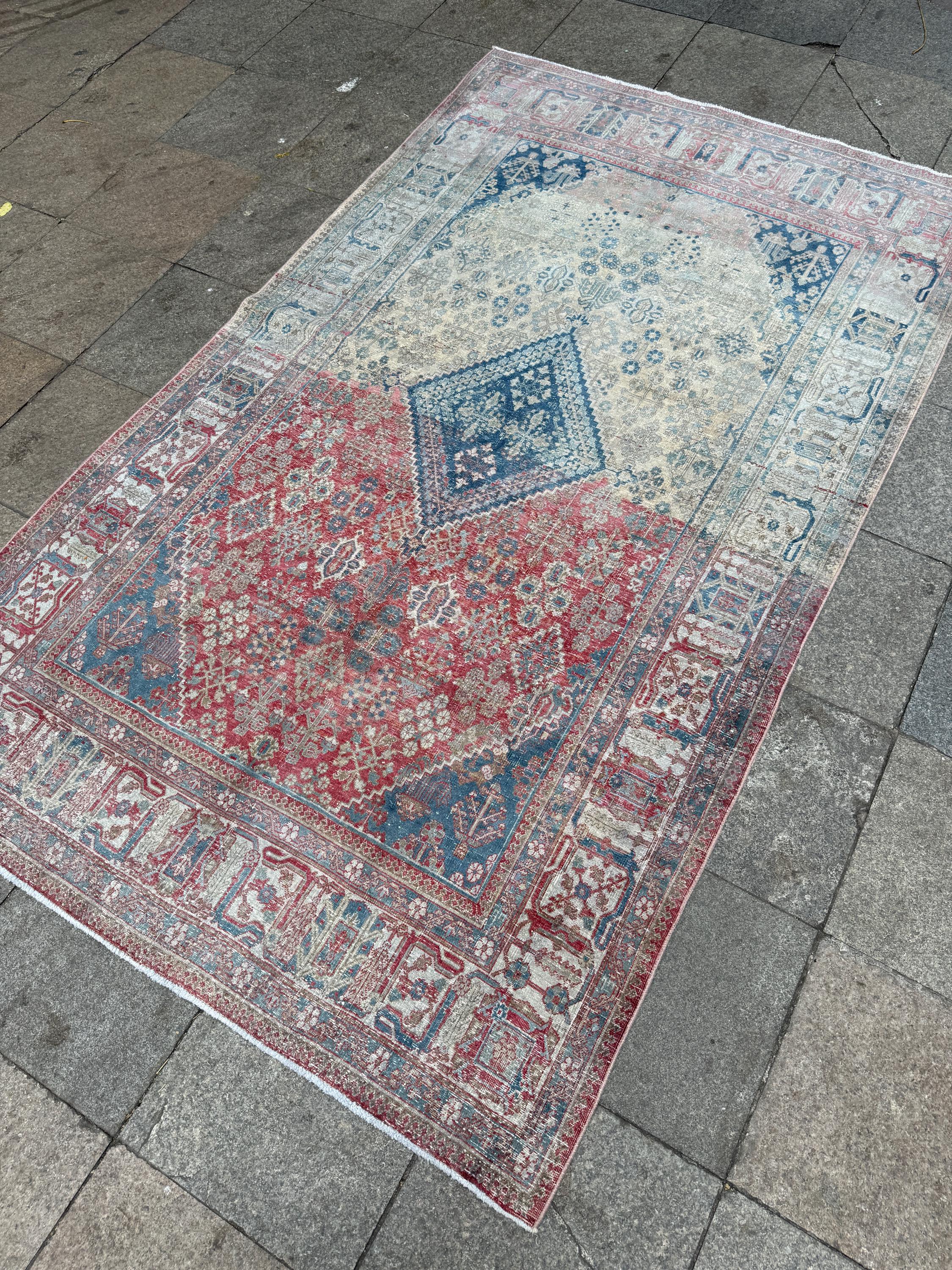 5'2"x8'6" feet Vintage Anatolian Wool Rug,Floral Decoritive Beige Rug ,507