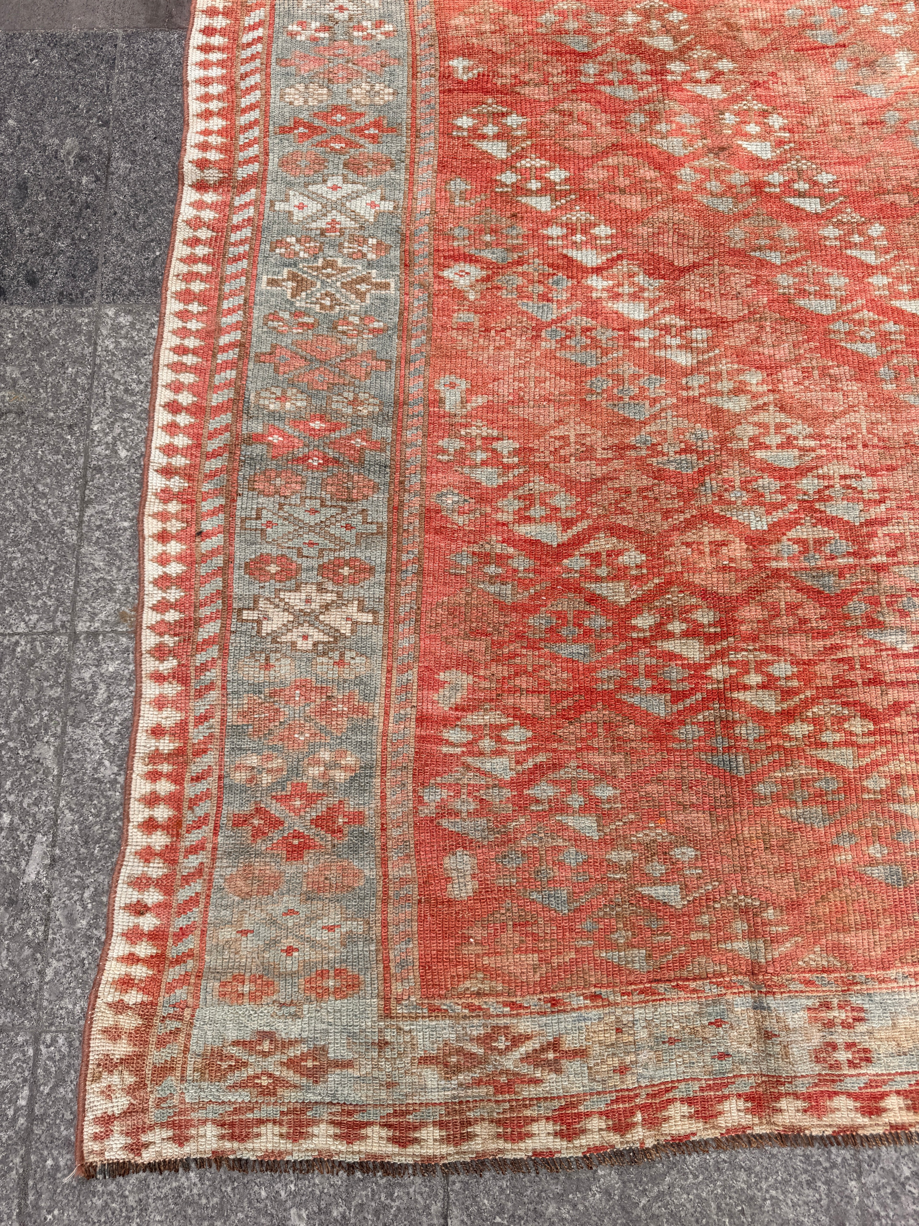 4'3"x7' feet  Vintage Turkish Anatolian Rug,Beige Color Rug,202