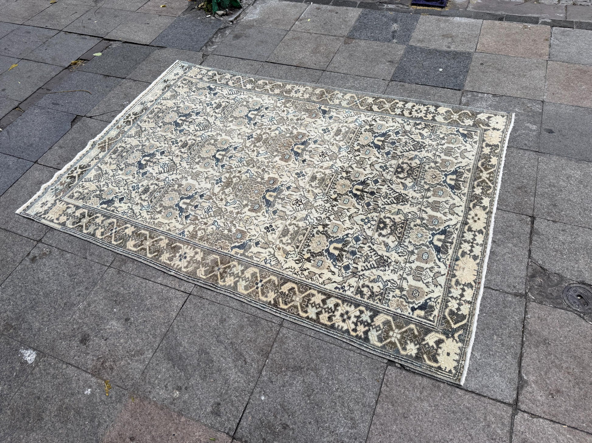 4'8"x6'9" feet  Vintage Turkish Anatolian Rug,Beige Color Rug,65