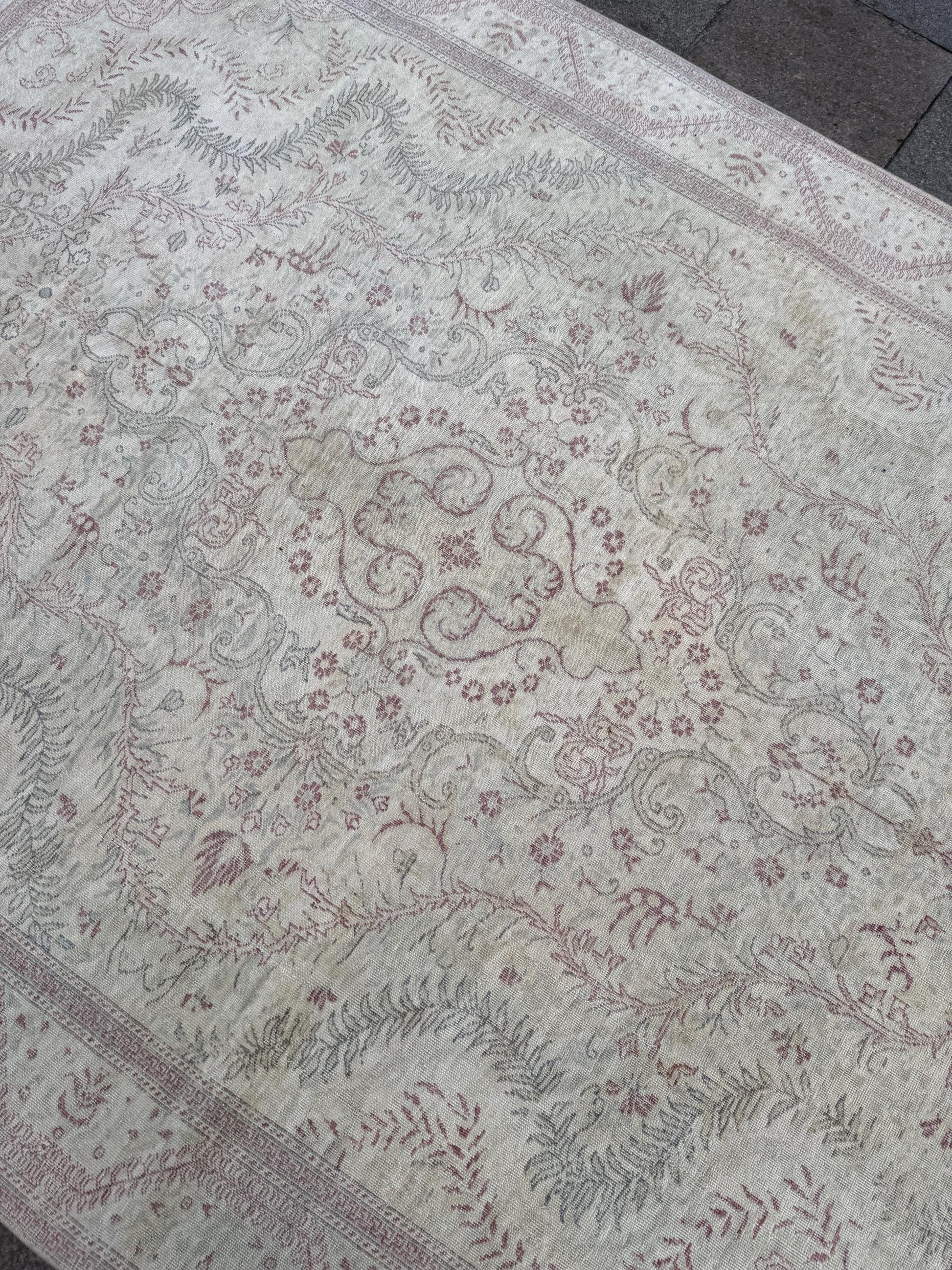 6'3"x9'8" feet Vintage Turkish Anatolian Rug,Beige Floral Rug,50
