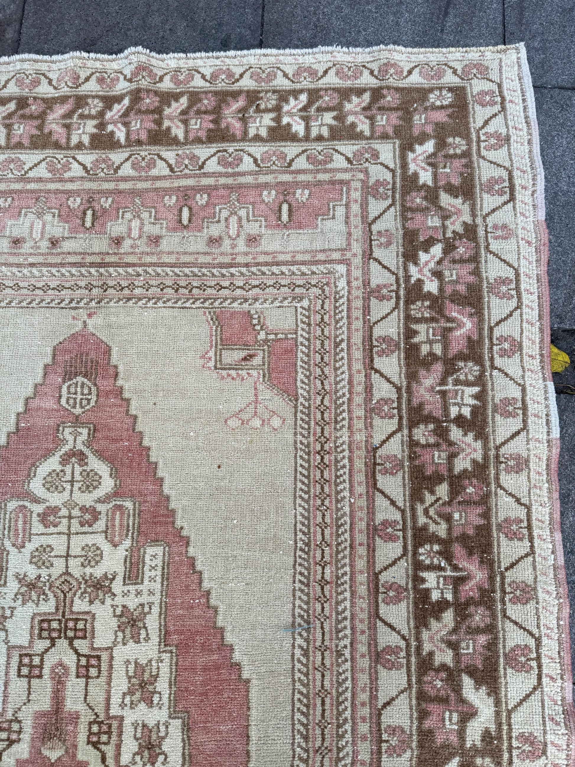 4'6"x7'8" feet Vintage Turkish Anatolian Rug,Brick Color Floral Rug,176