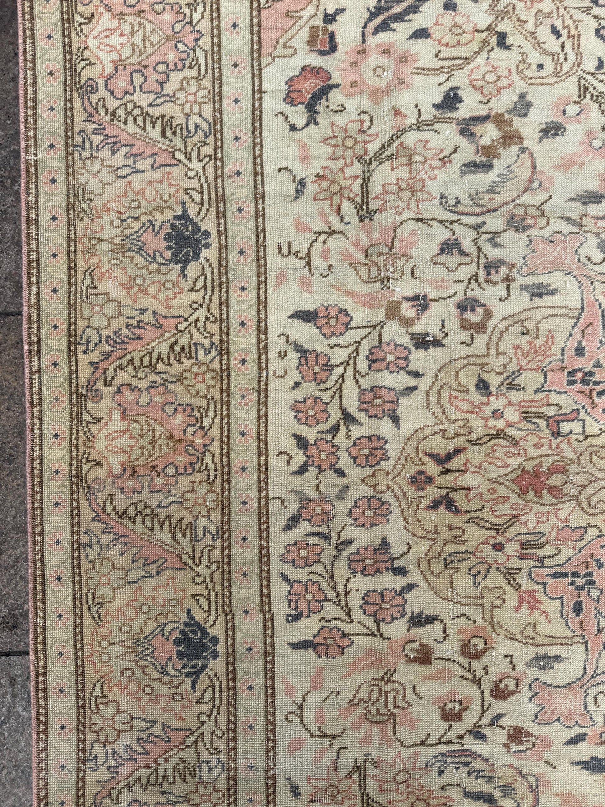 6'2"x9'10" feet Vintage Turkish Anatolian Rug,Beige Floral Rug,59