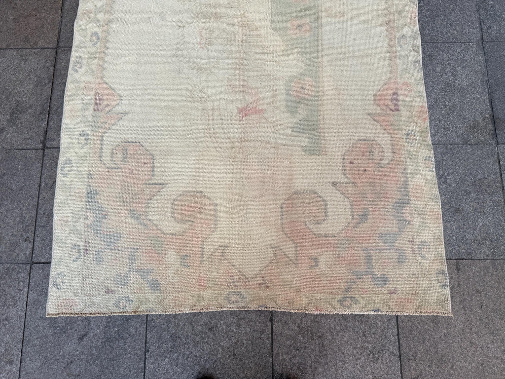 4'5"x7'6" feet Vintage Turkish Anatolian Rug,Beige Lion Rug,268