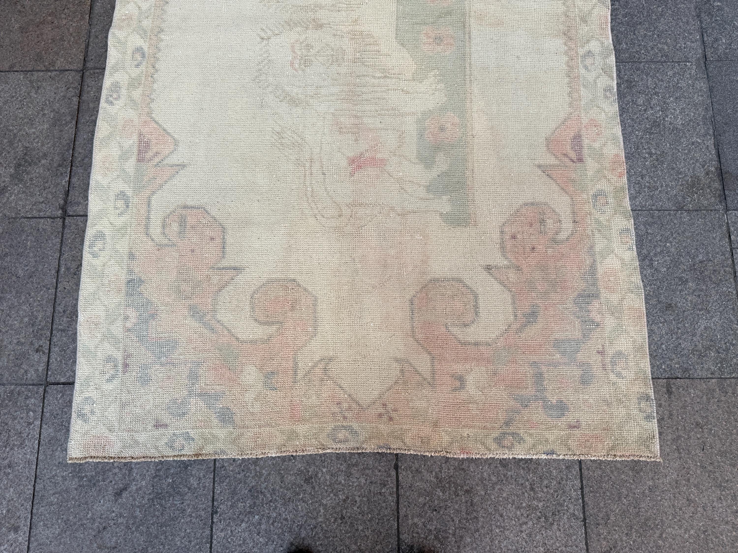 4'5"x7'6" feet Vintage Turkish Anatolian Rug,Beige Lion Rug,268