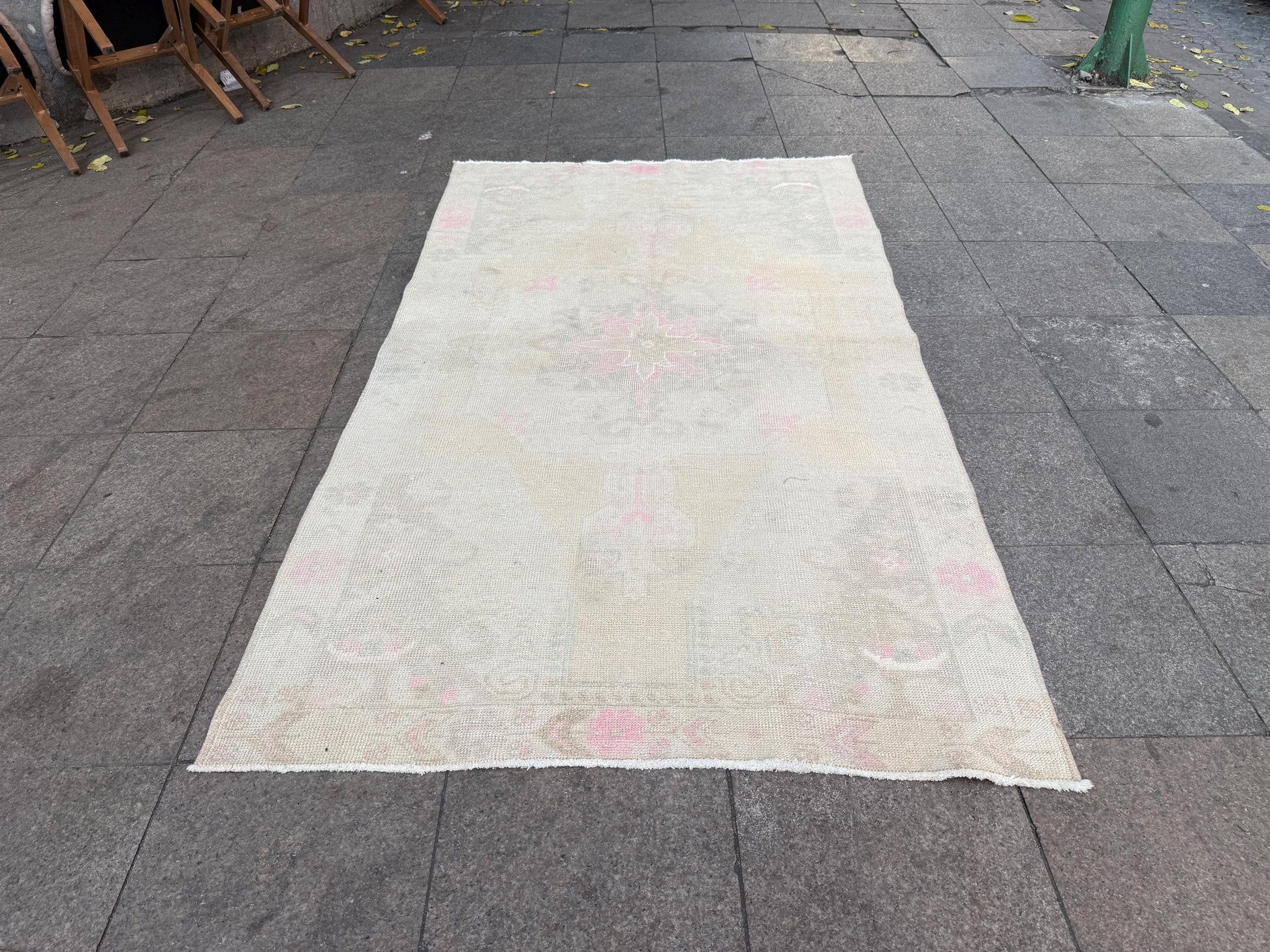 4'3"x7'3" feet Vintage Turkish Anatolian Rug,Beige Color Rug,407