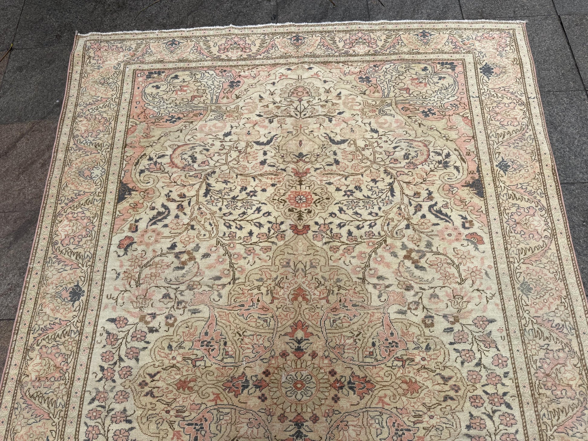 6'2"x9'10" feet Vintage Turkish Anatolian Rug,Beige Floral Rug,59