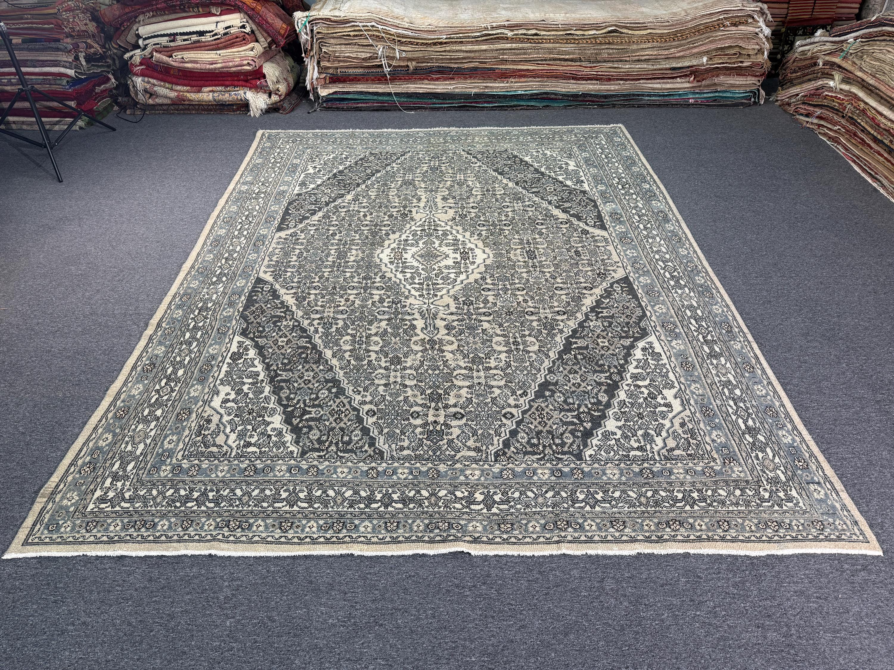 8'8"x11'5" feet Vintage Turkish Anatolian Rug,Beige Color Rug,111
