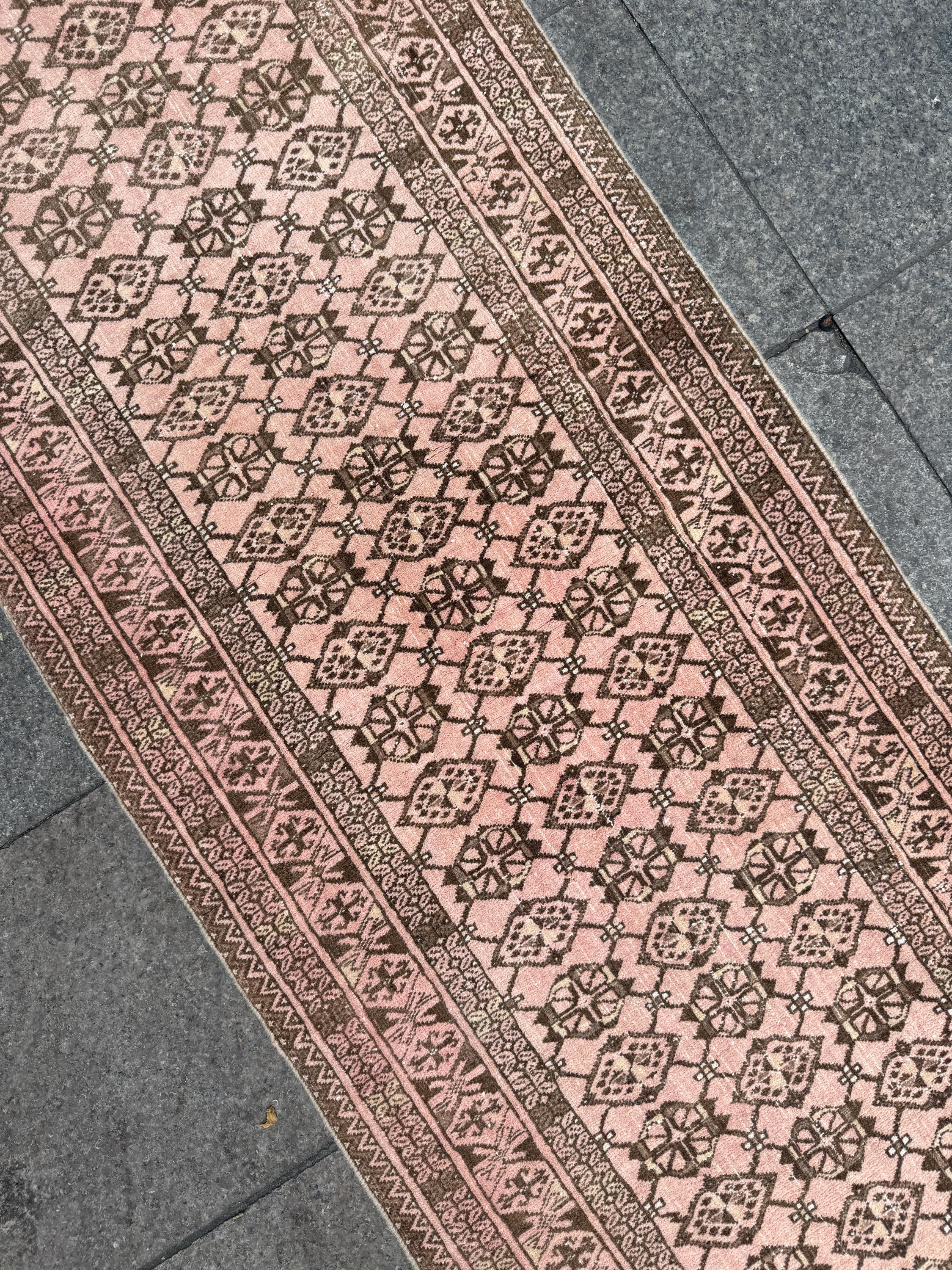 2'6"x9' feet Vintage Anatolian Wool Runner Rug,Floral Decoritive Beige Runner ,135