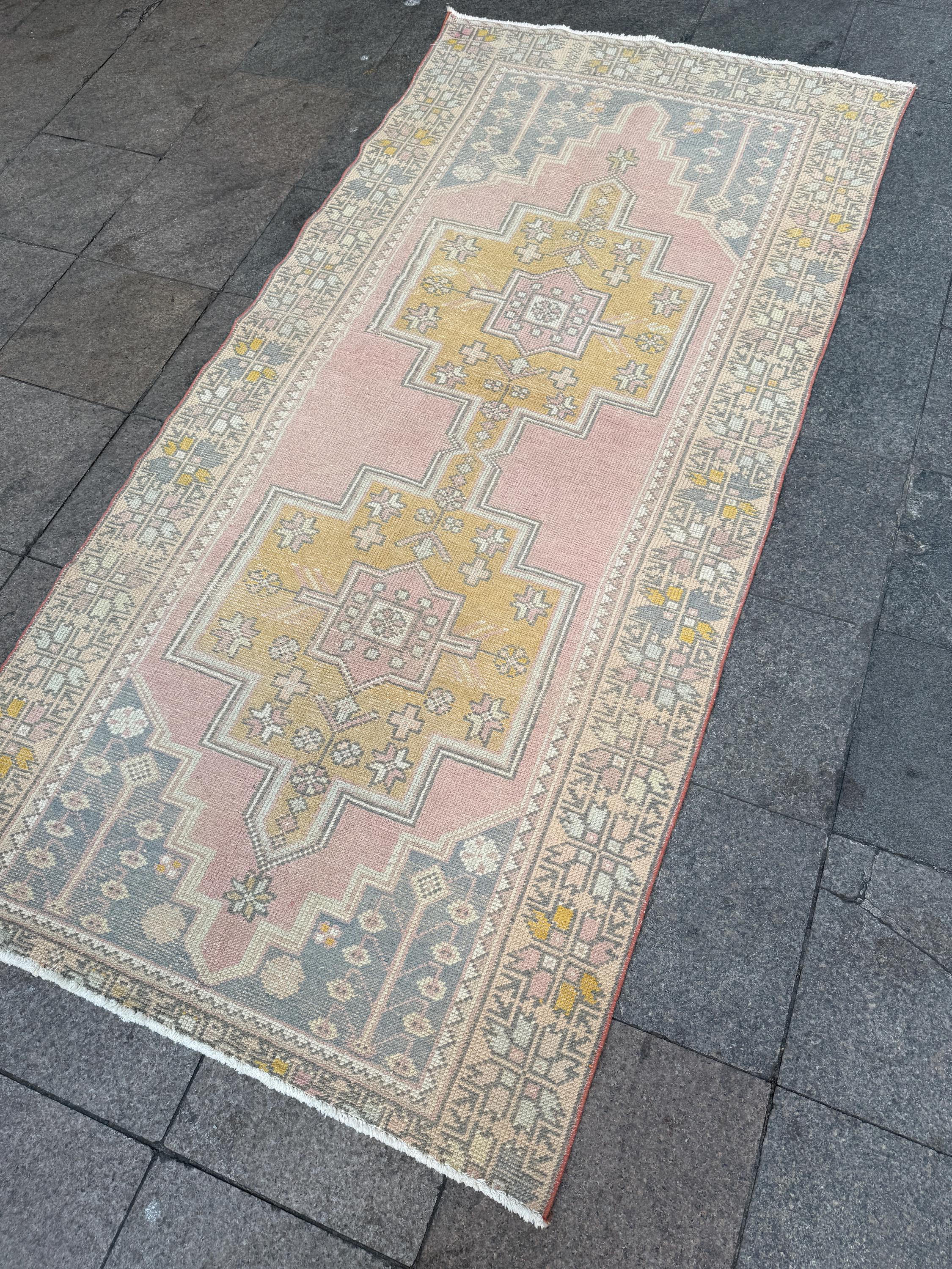 4'1"x8'11" Vintage Turkish Anatolian Wool Rug, Pink Geometric Rug,915