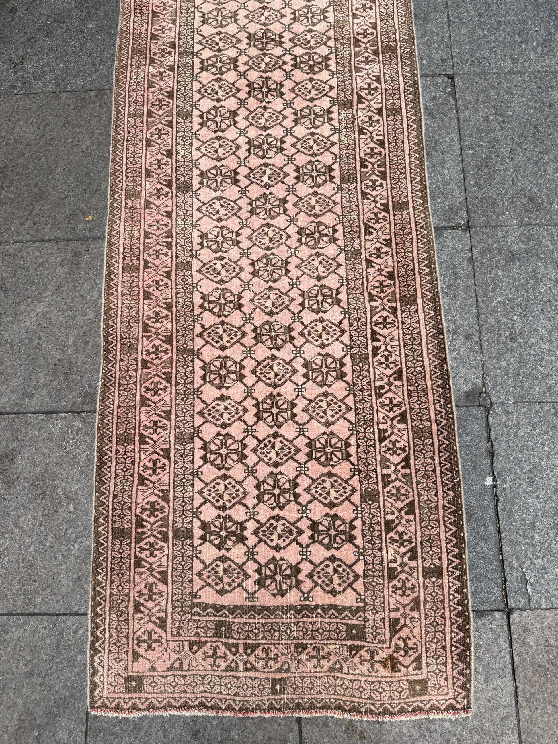 2'6"x9' feet Vintage Anatolian Wool Runner Rug,Floral Decoritive Beige Runner ,135