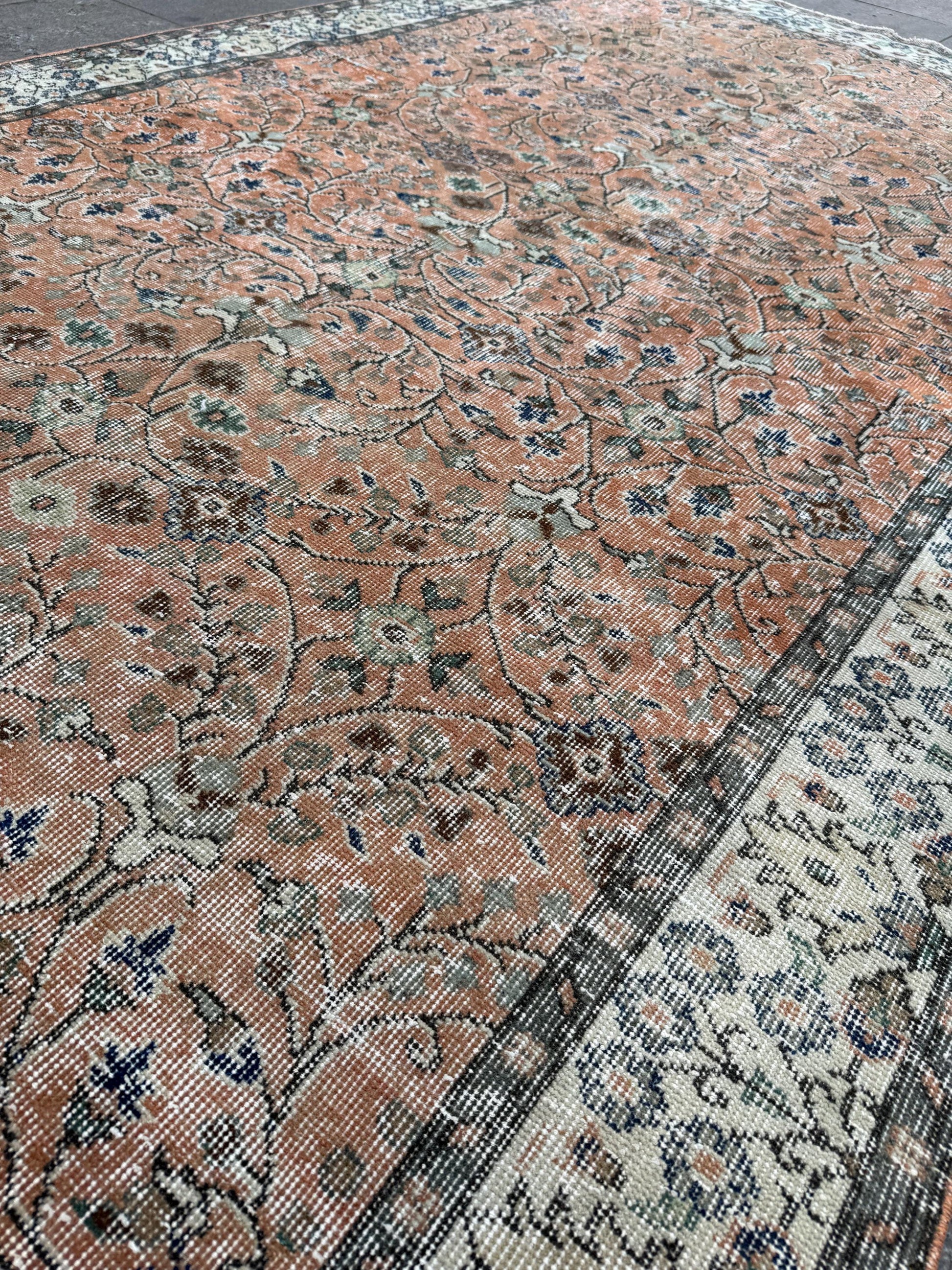 5'9"x9'8" feet Vintage Turkish Anatolian Rug,Brick Color Rug,580