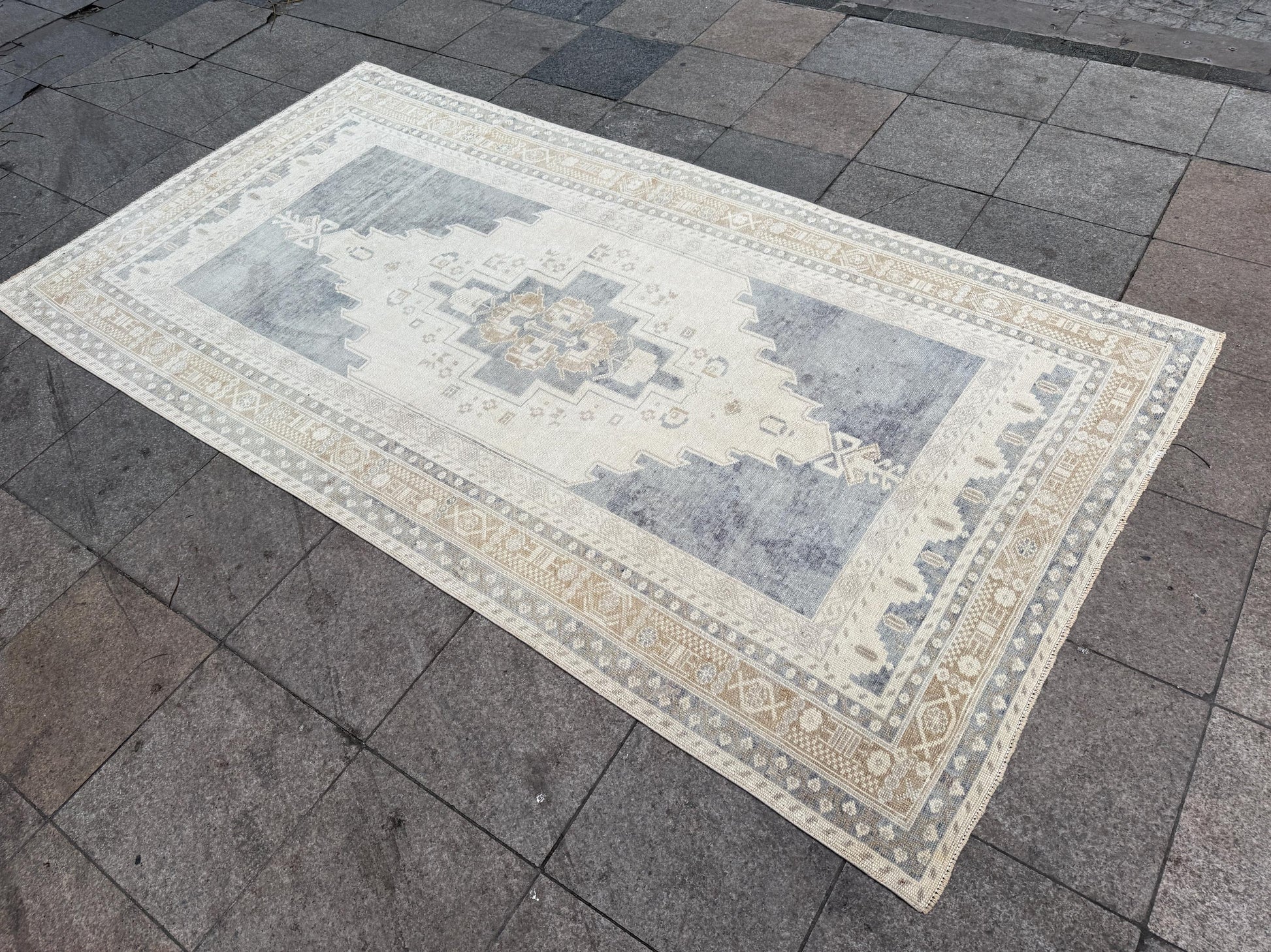 4'10"x9'2" feet Vintage Turkish Anatolian Rug,Blue Color Floral Rug,794