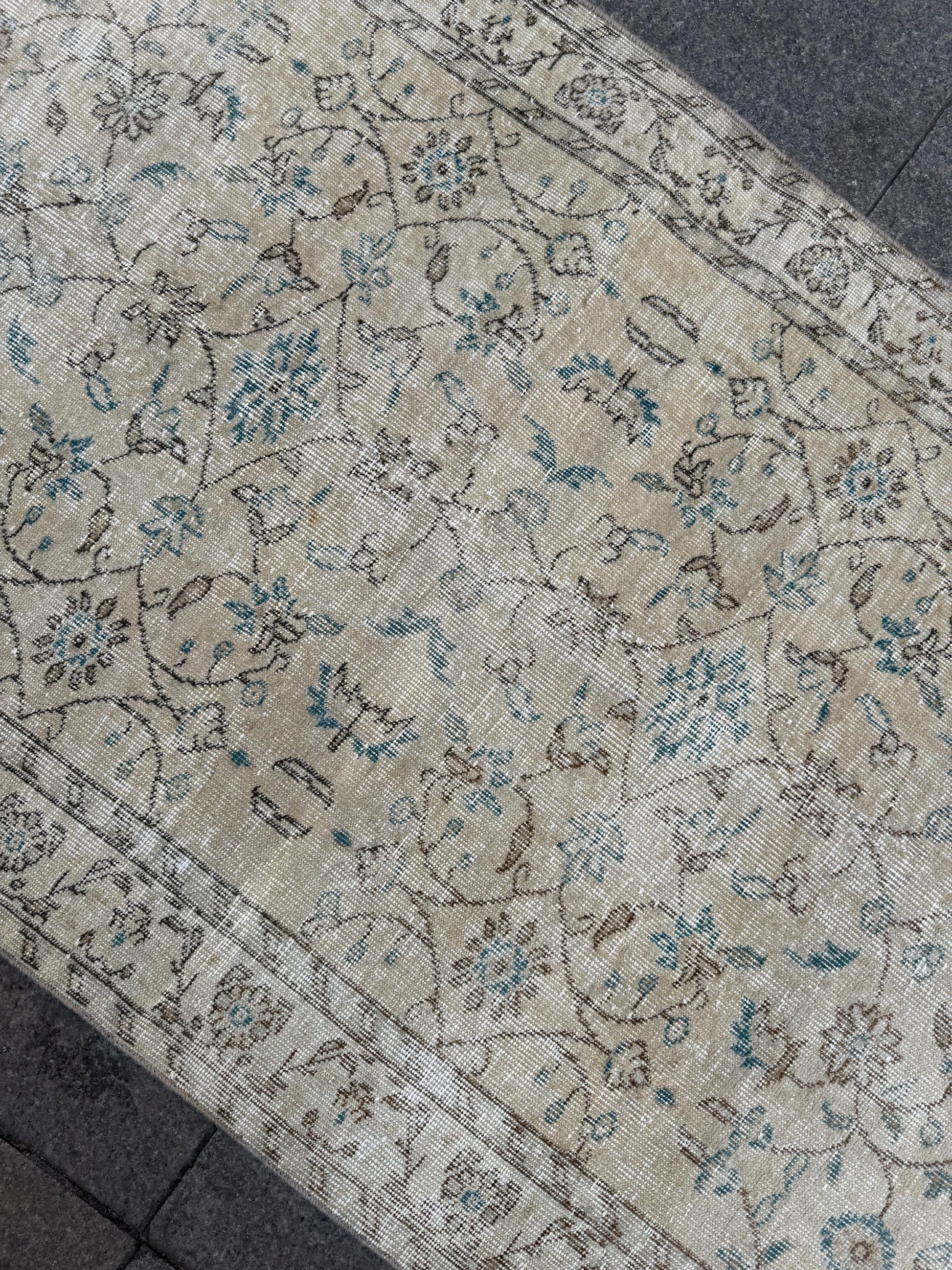 3'10"x6'10" Vintage Anatolian Wool Rug,Floral Decoritive Beige Rug ,126