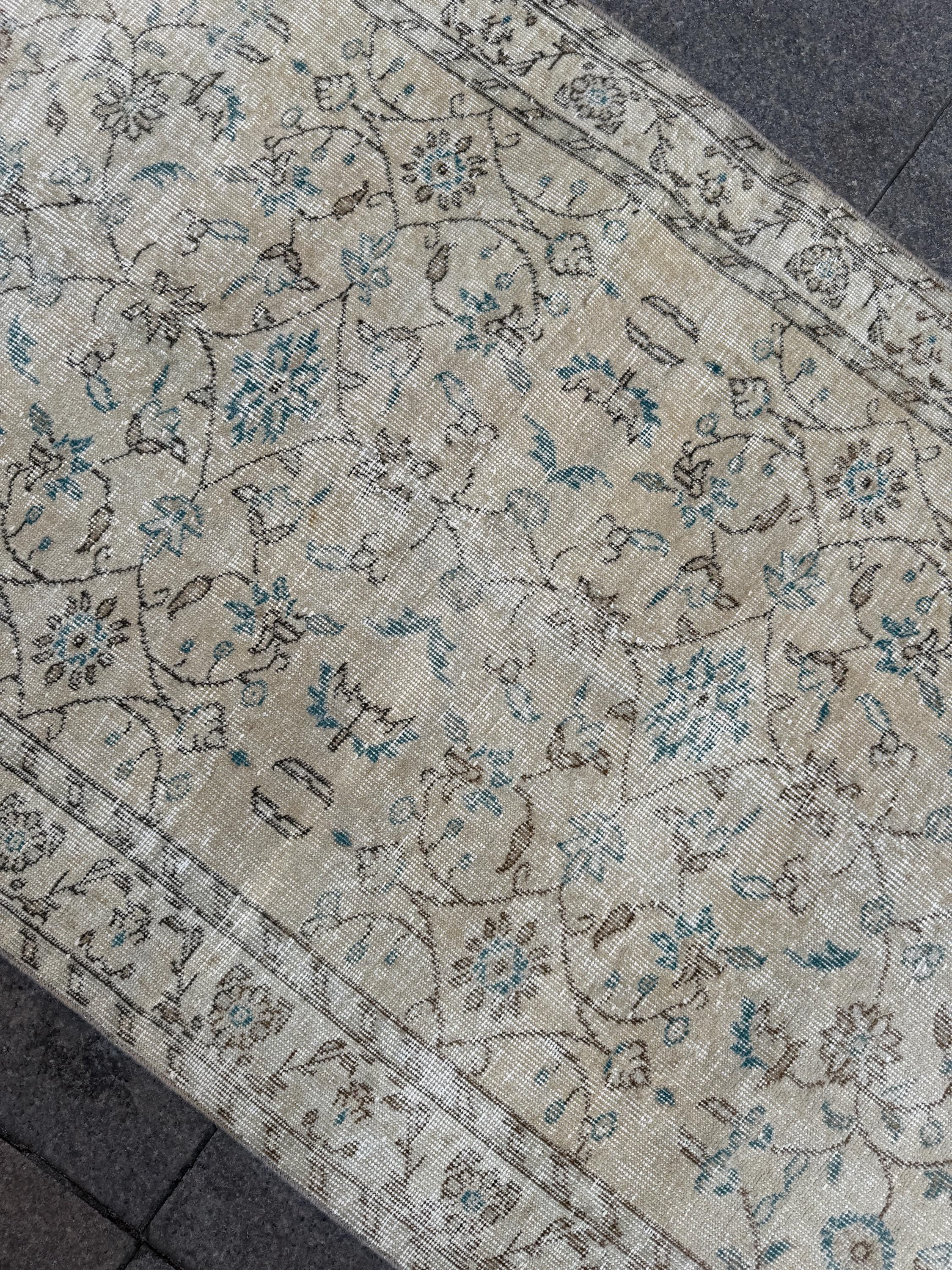 3'10"x6'10" Vintage Anatolian Wool Rug,Floral Decoritive Beige Rug ,126
