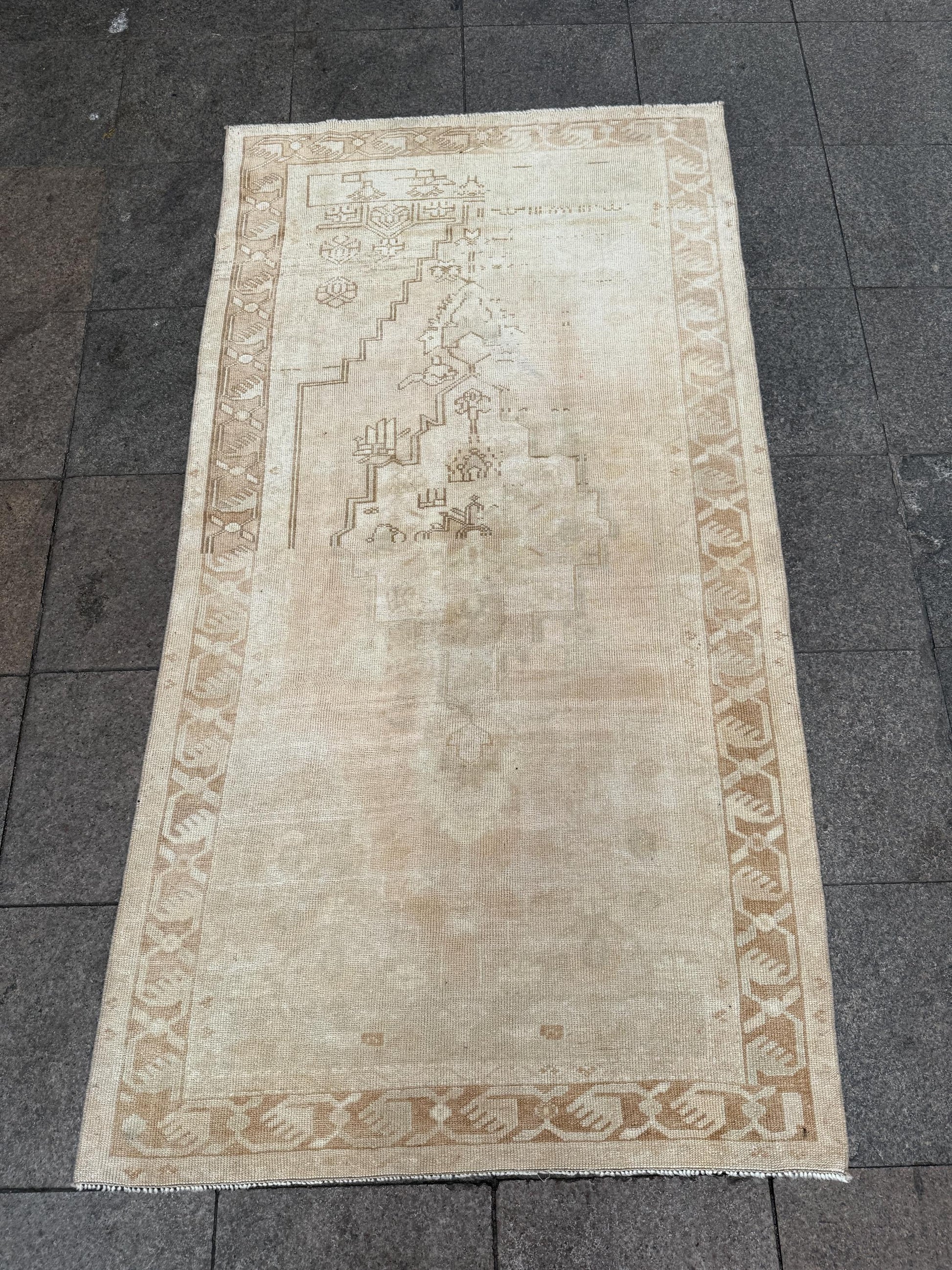 3'8"x6'10" feet  Vintage Turkish Anatolian Rug,Beige Color Rug,567