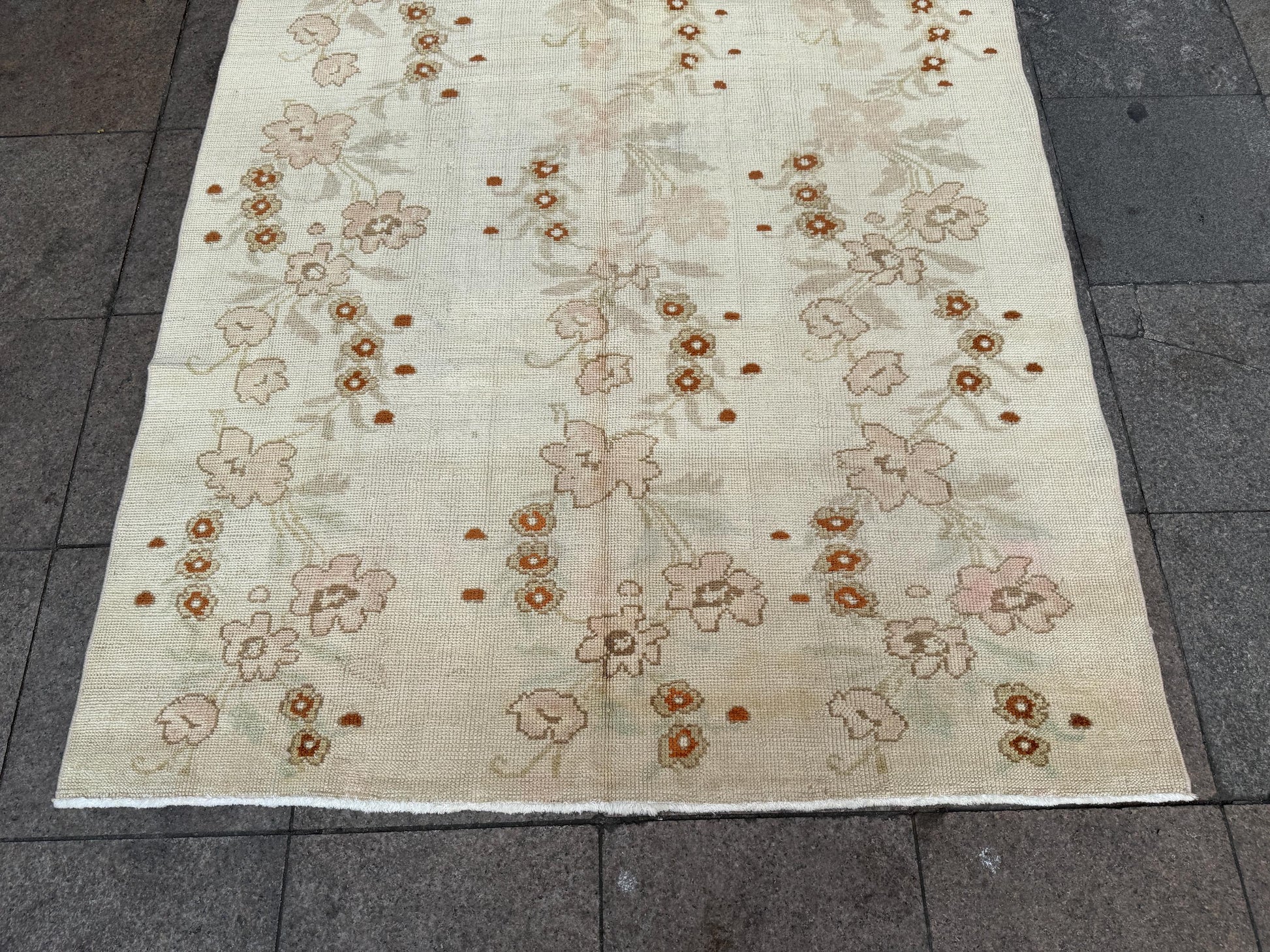 5'x9' feet Vintage Turkish Anatolian Rug,Beige Color Floral Rug,426