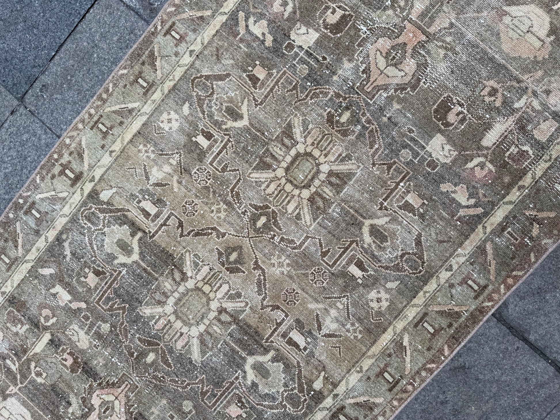 3'11"x11' feet Vintage Anatolian Wool Runner Rug,Floral Decoritive Beige Runner ,134