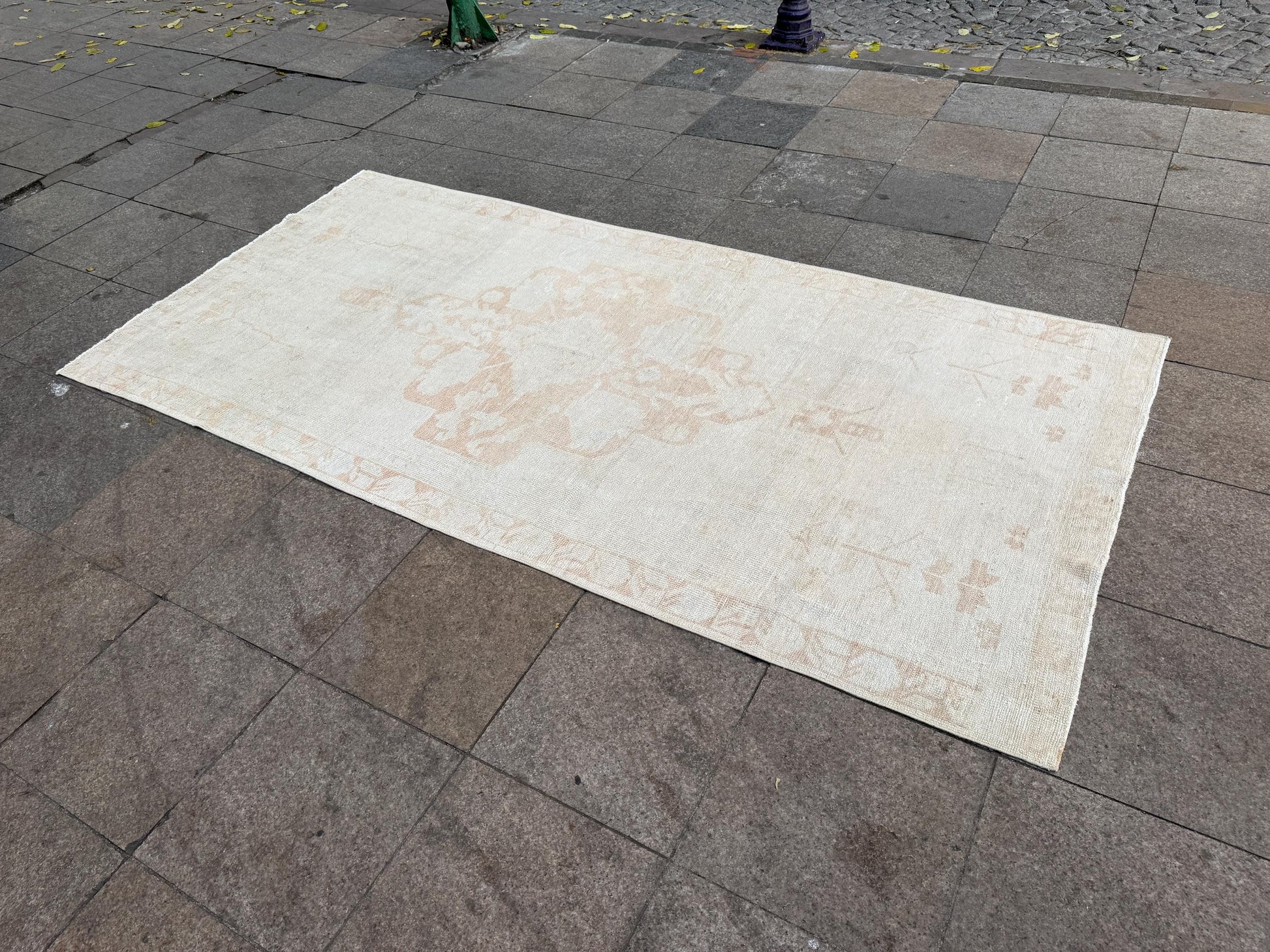 4'3"x8'8" Vintage Turkish Anatolian Rug,Beige Floral Rug, 922