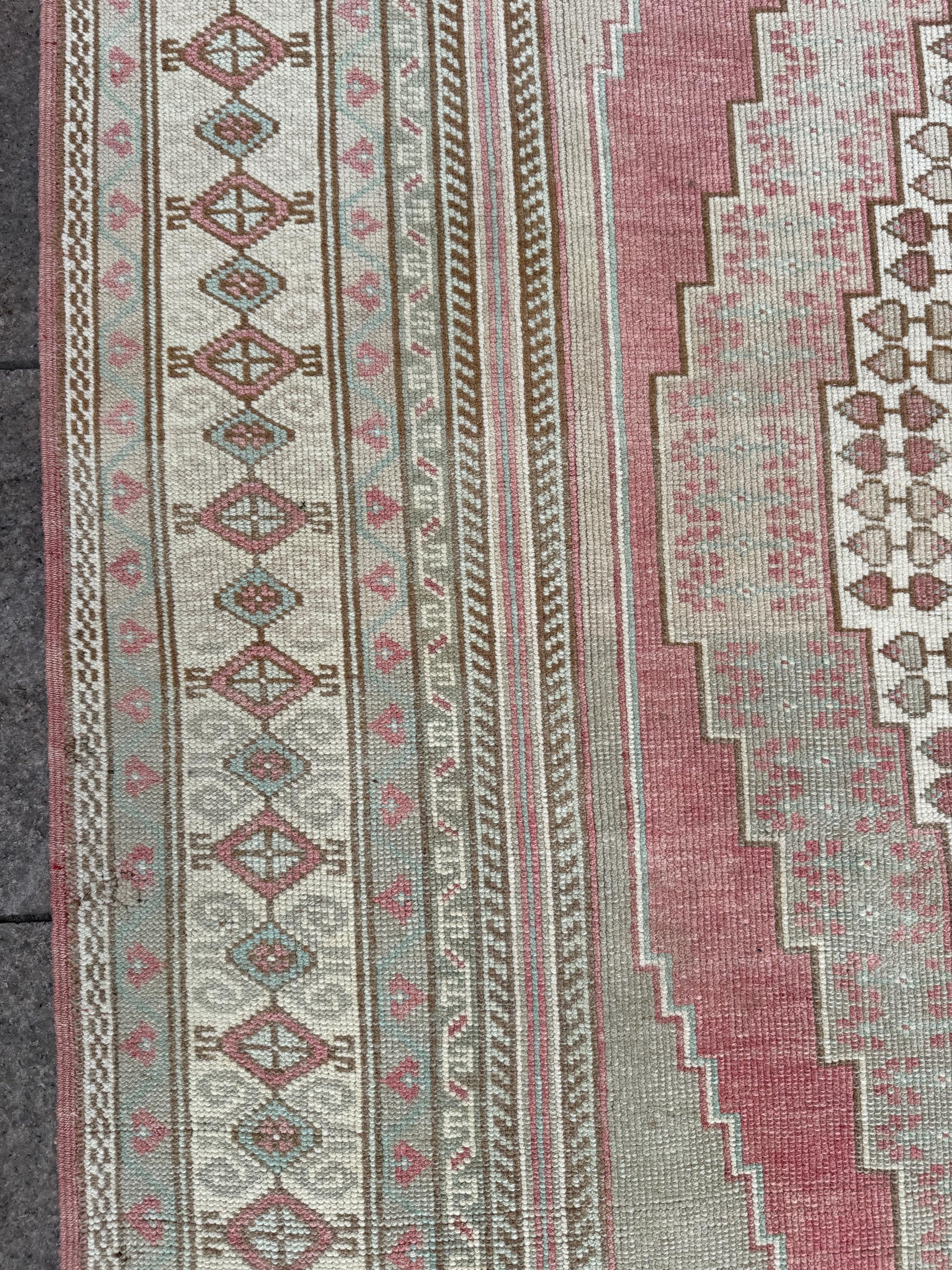 5'3"x10' feet Vintage Turkish Anatolian Rug,Brick Color Rug,757