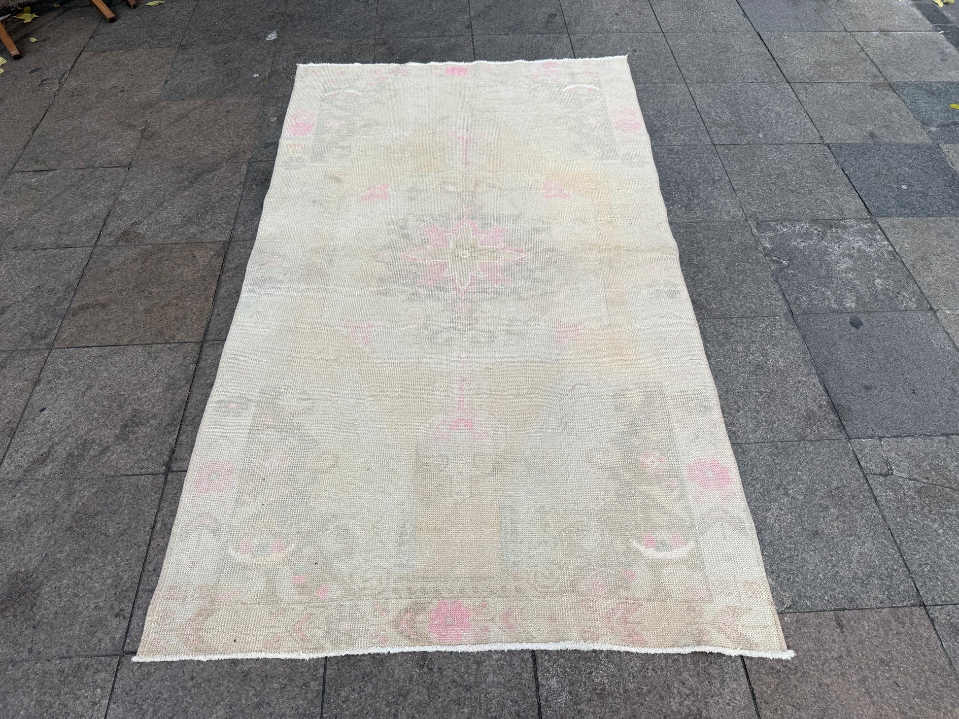 4'3"x7'3" feet Vintage Turkish Anatolian Rug,Beige Color Rug,407
