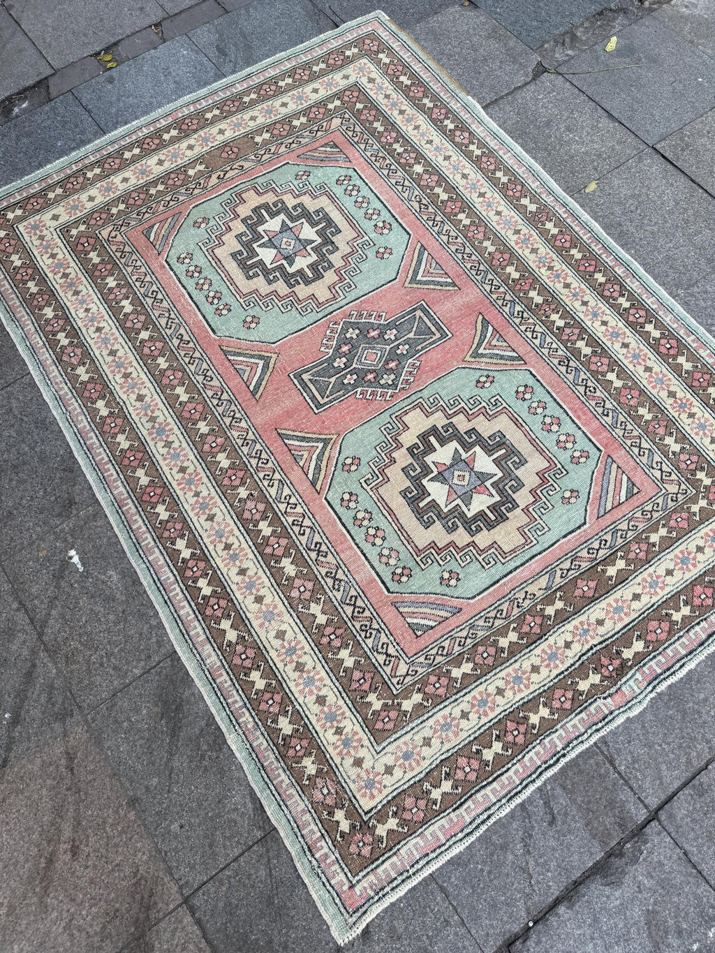 4'10"x6'7" feet Vintage Turkish Anatolian Rug,Pink Geometric Rug,55