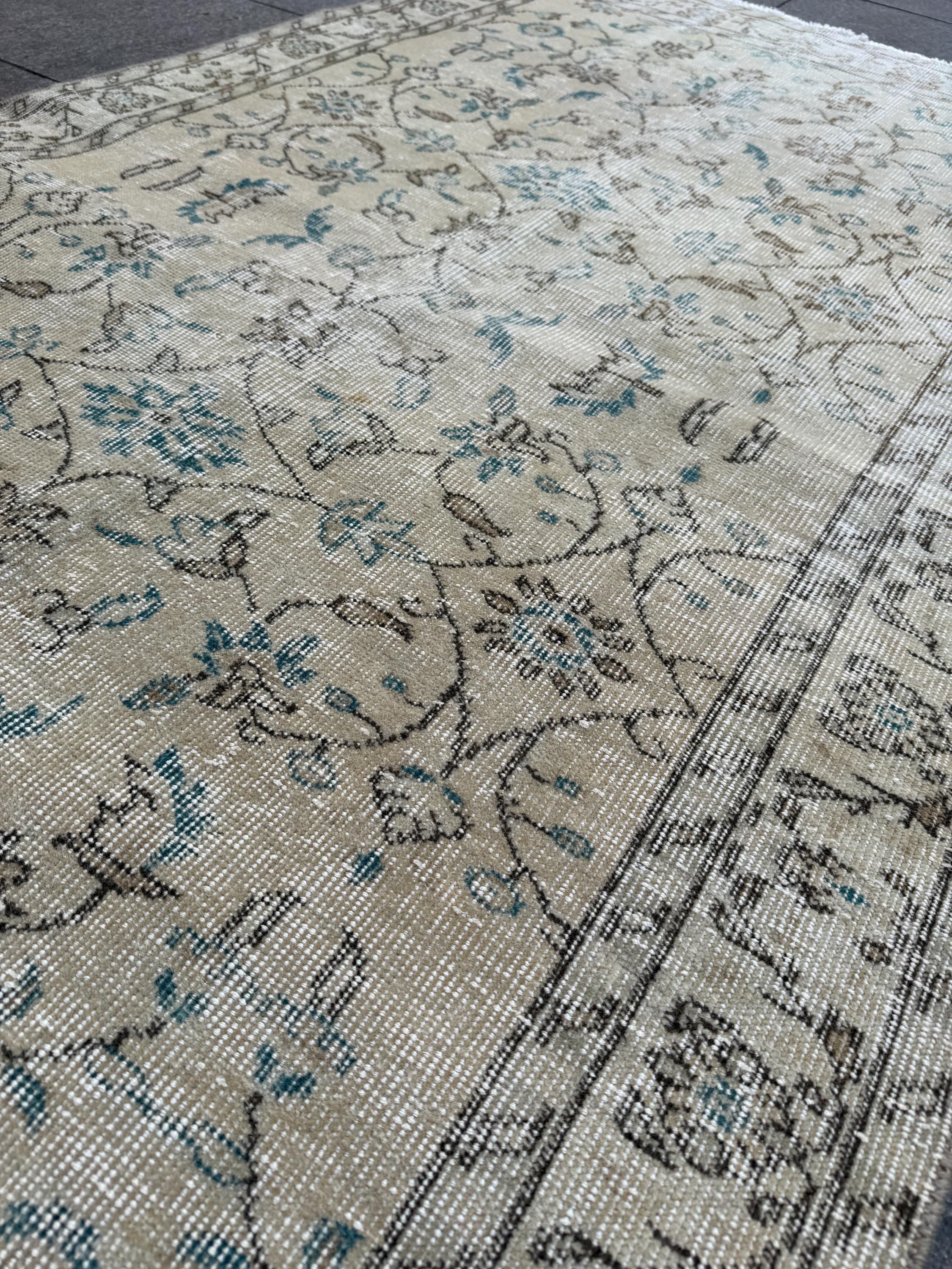 3'10"x6'10" Vintage Anatolian Wool Rug,Floral Decoritive Beige Rug ,126