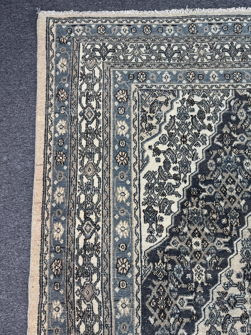8'8"x11'5" feet Vintage Turkish Anatolian Rug,Beige Color Rug,111