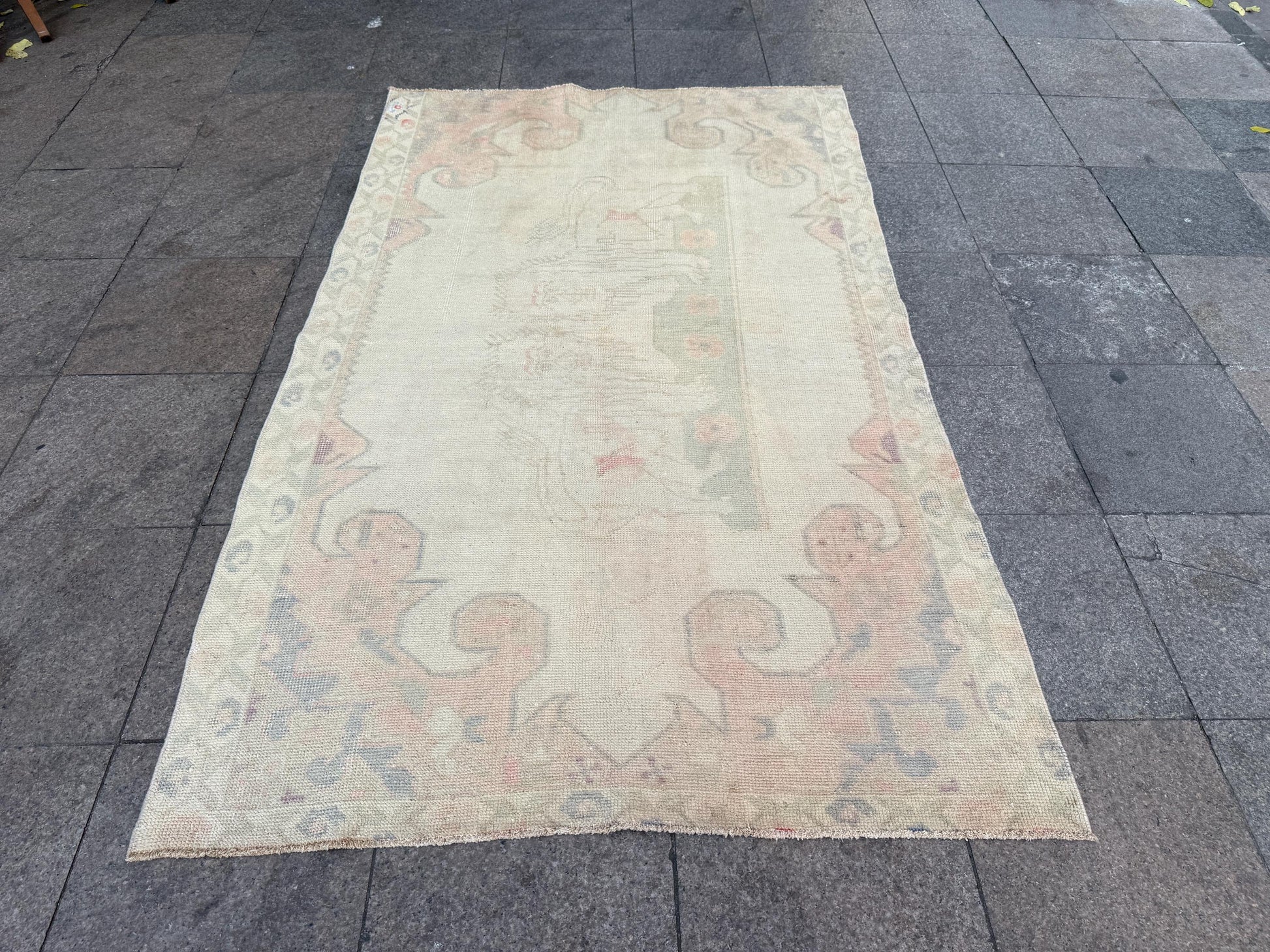 4'5"x7'6" feet Vintage Turkish Anatolian Rug,Beige Lion Rug,268
