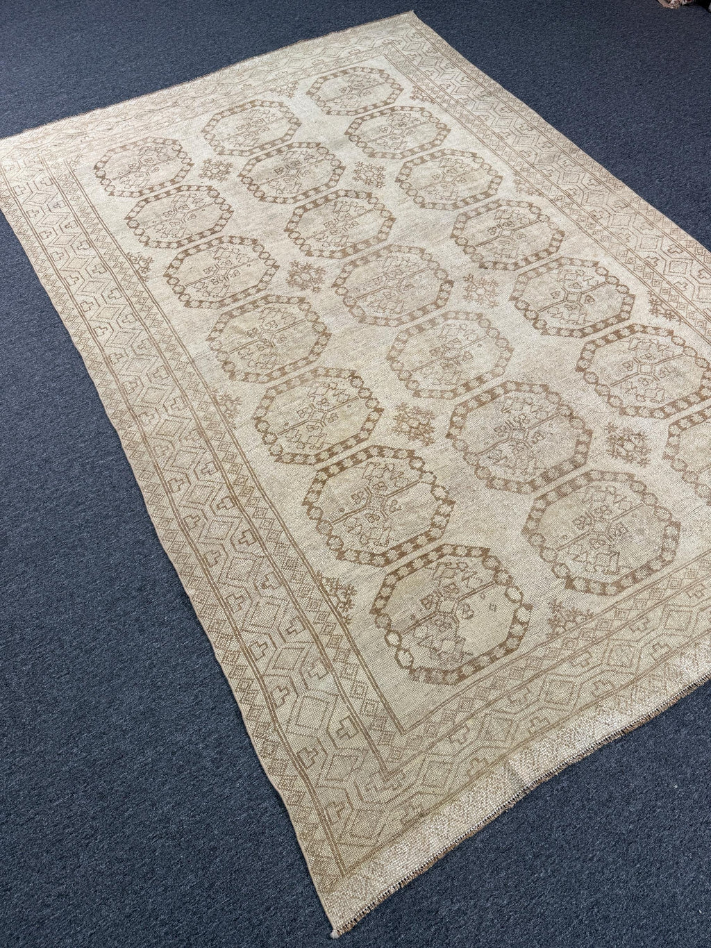 6'7"x9'6" feet Vintage Turkish Anatolian Rug,Beige Rug,881