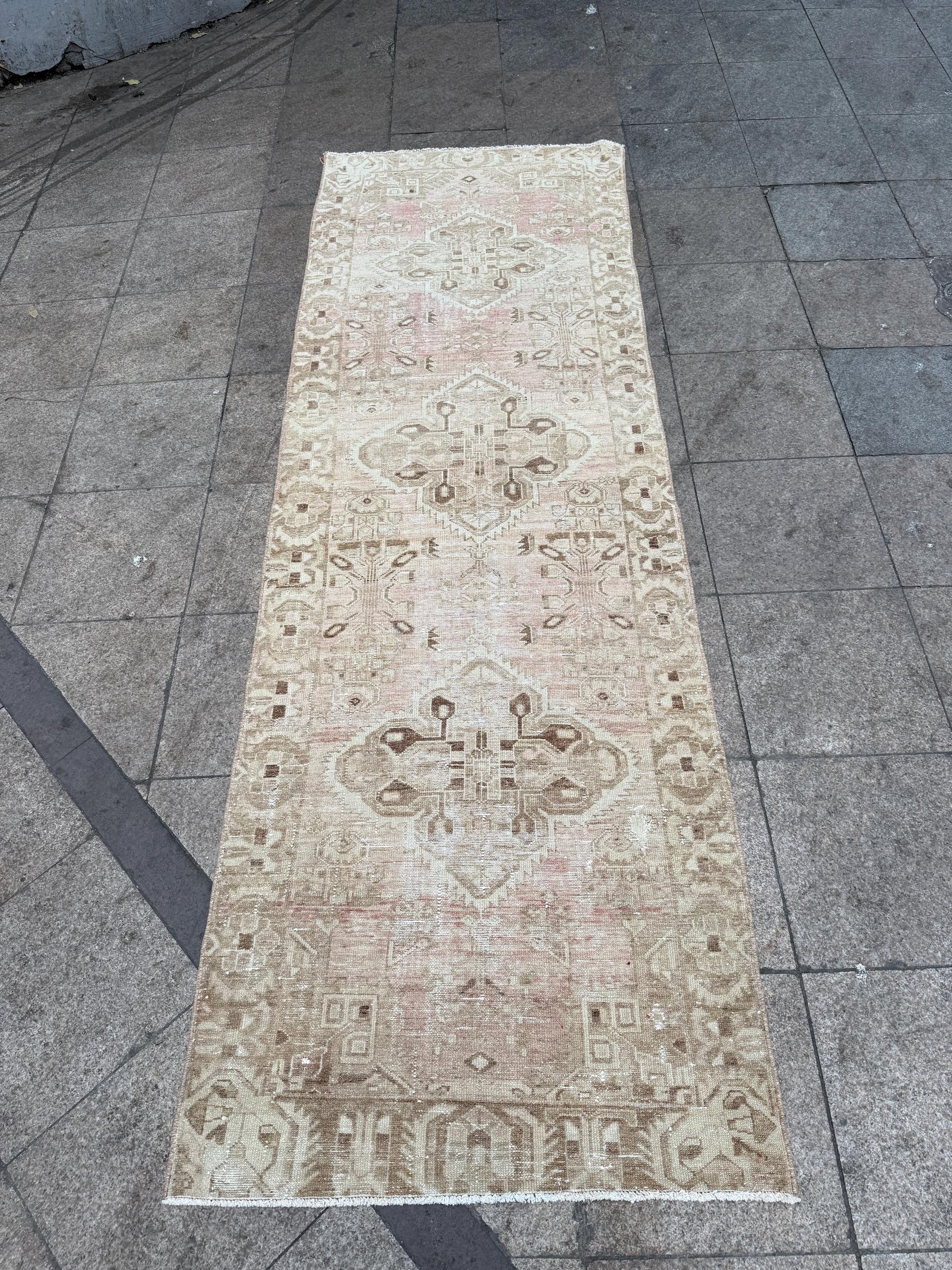3'3"x10' feet Vintage Anatolian Wool Runner Rug,Geometric Decoritive Pink Rug ,502