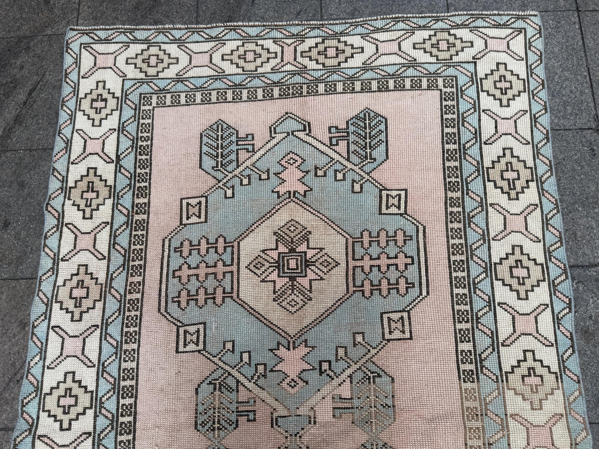 5'x8' feet Vintage Anatolian Wool Rug,Floral Decoritive Pink Rug ,371