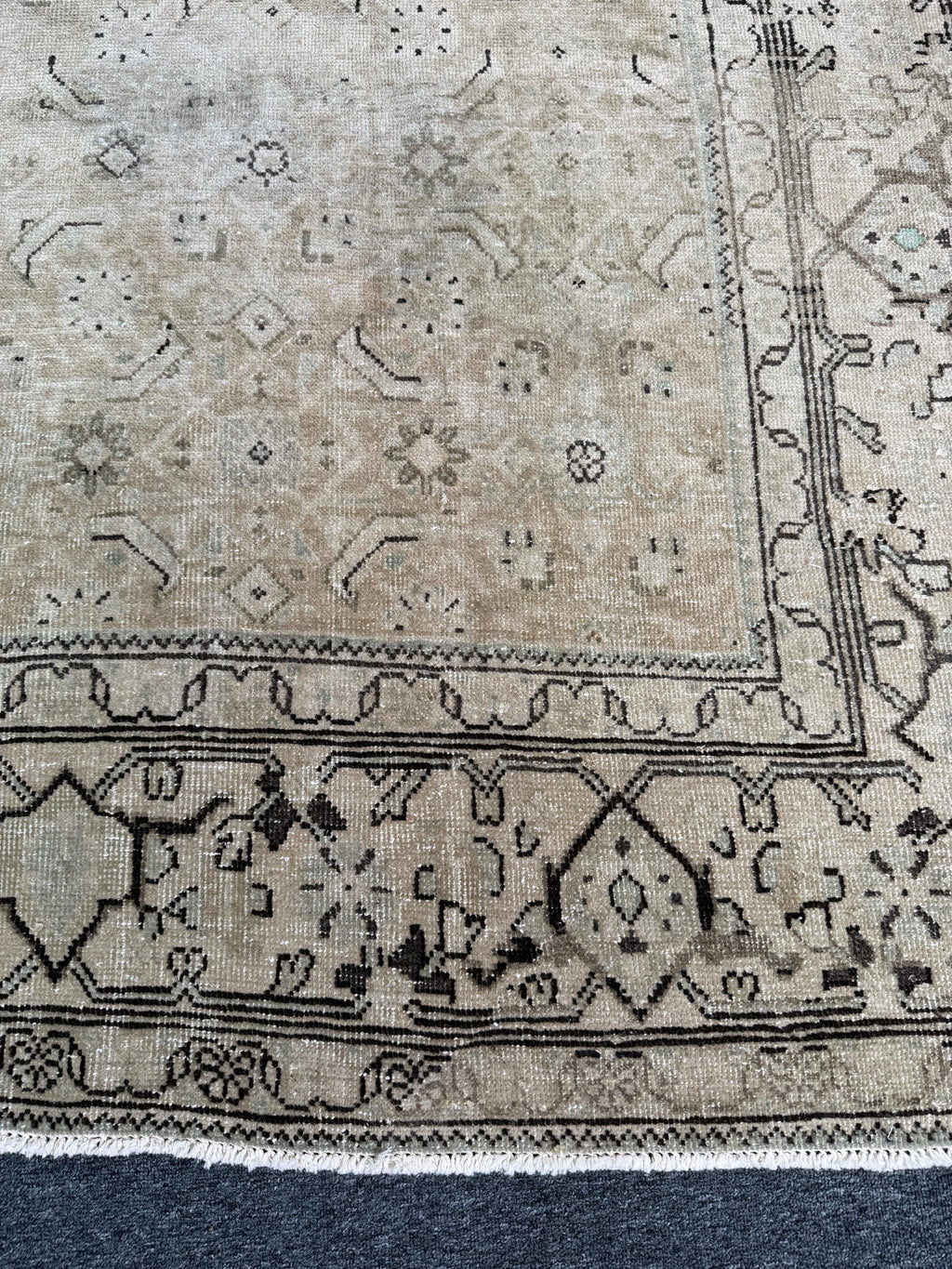 8'4"x10'2" feet Vintage Turkish Anatolian Rug,Natural Color Rug,46