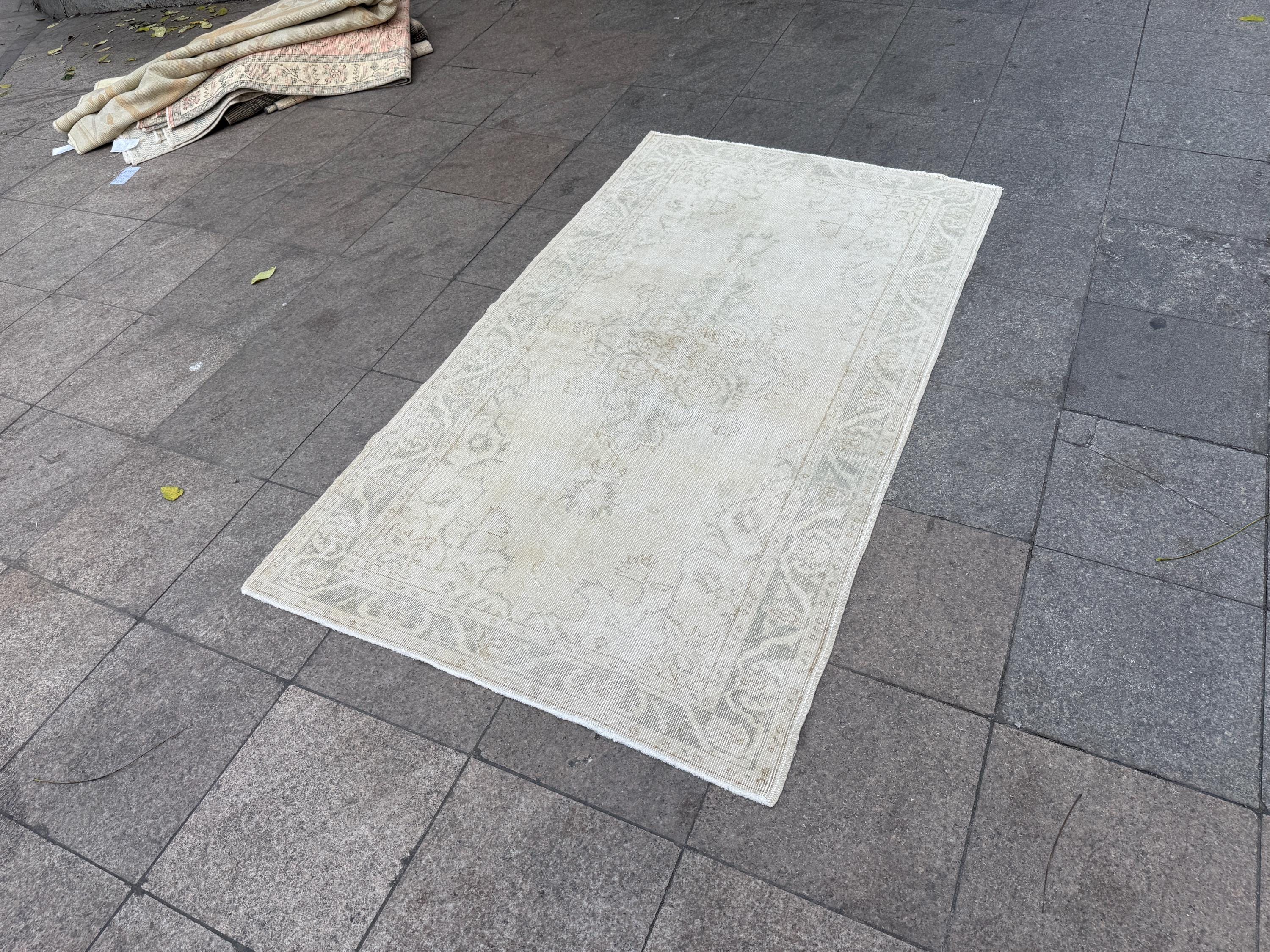 3'10"x6'6" feet  Vintage Turkish Anatolian Rug,Beige Color Rug,888