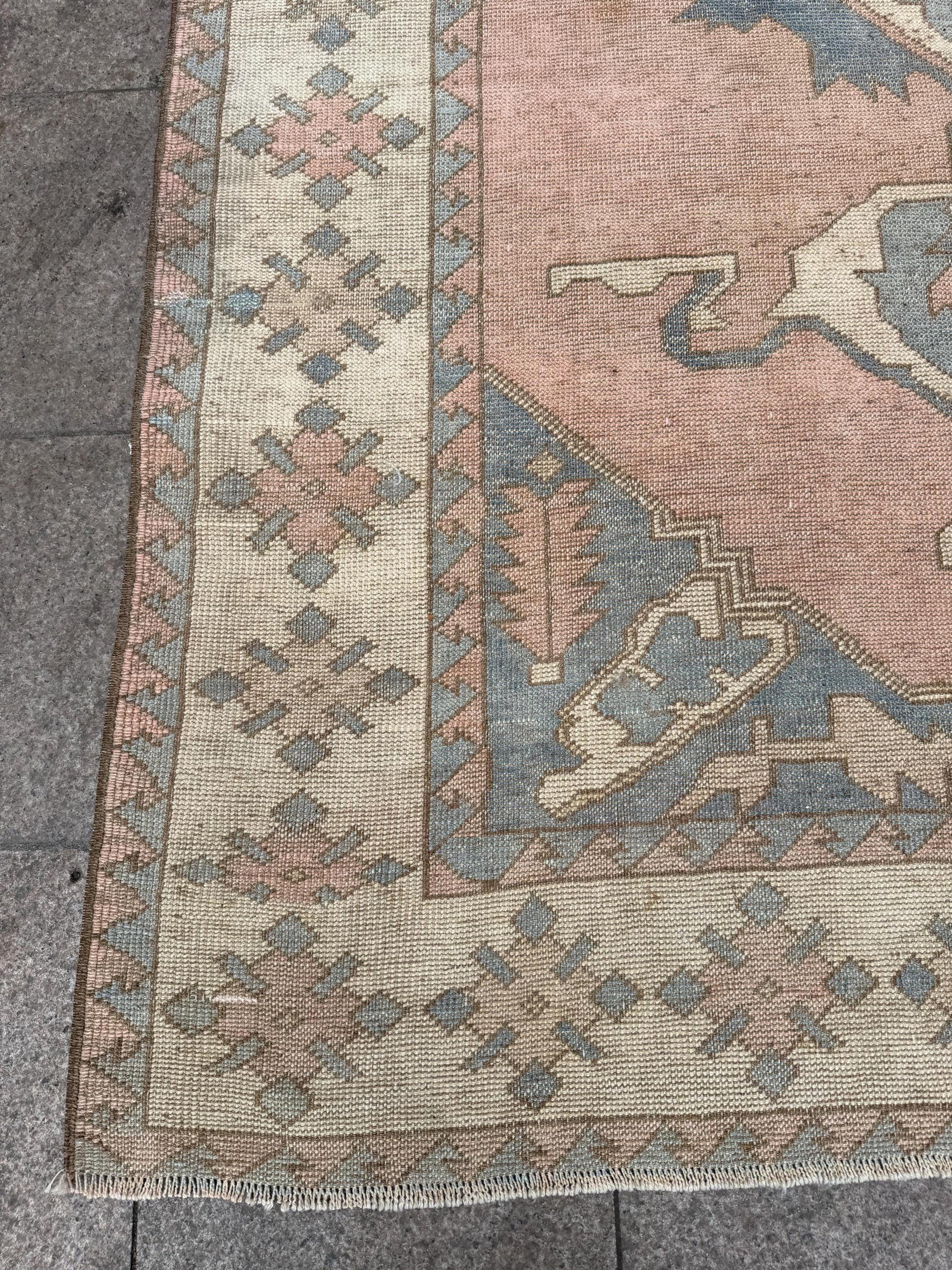 5'7"x9'3" feet Vintage Turkish Anatolian Rug,Pink Color Rug,585