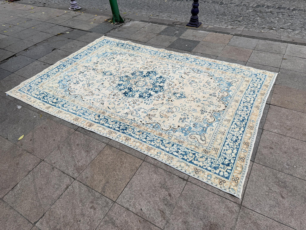 6'2"x9'2" feet Vintage Turkish Anatolian Rug,Beige & Blue Rug,22
