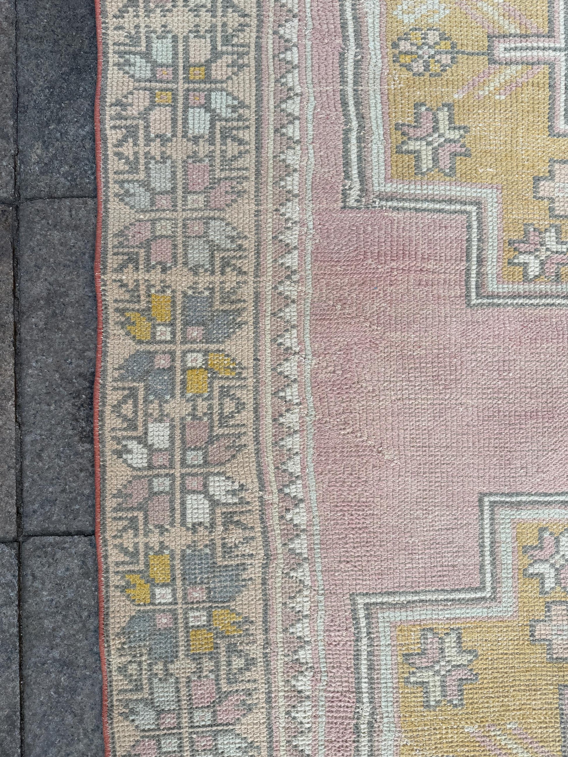 4'1"x8'11" Vintage Turkish Anatolian Wool Rug, Pink Geometric Rug,915