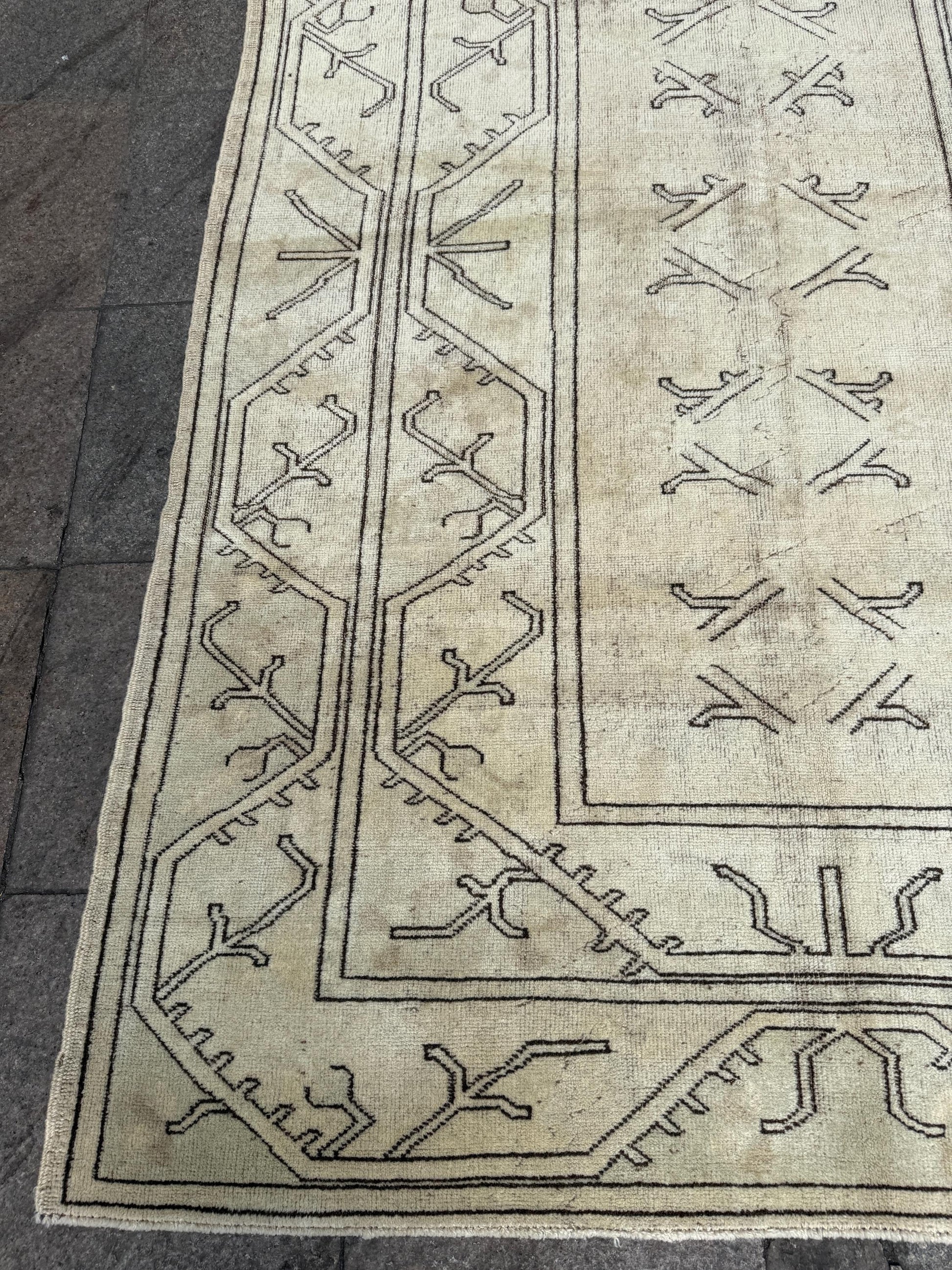 5'3"x8'5" feet Vintage Anatolian Wool Rug,Geometric Decoritive Beige Rug ,296