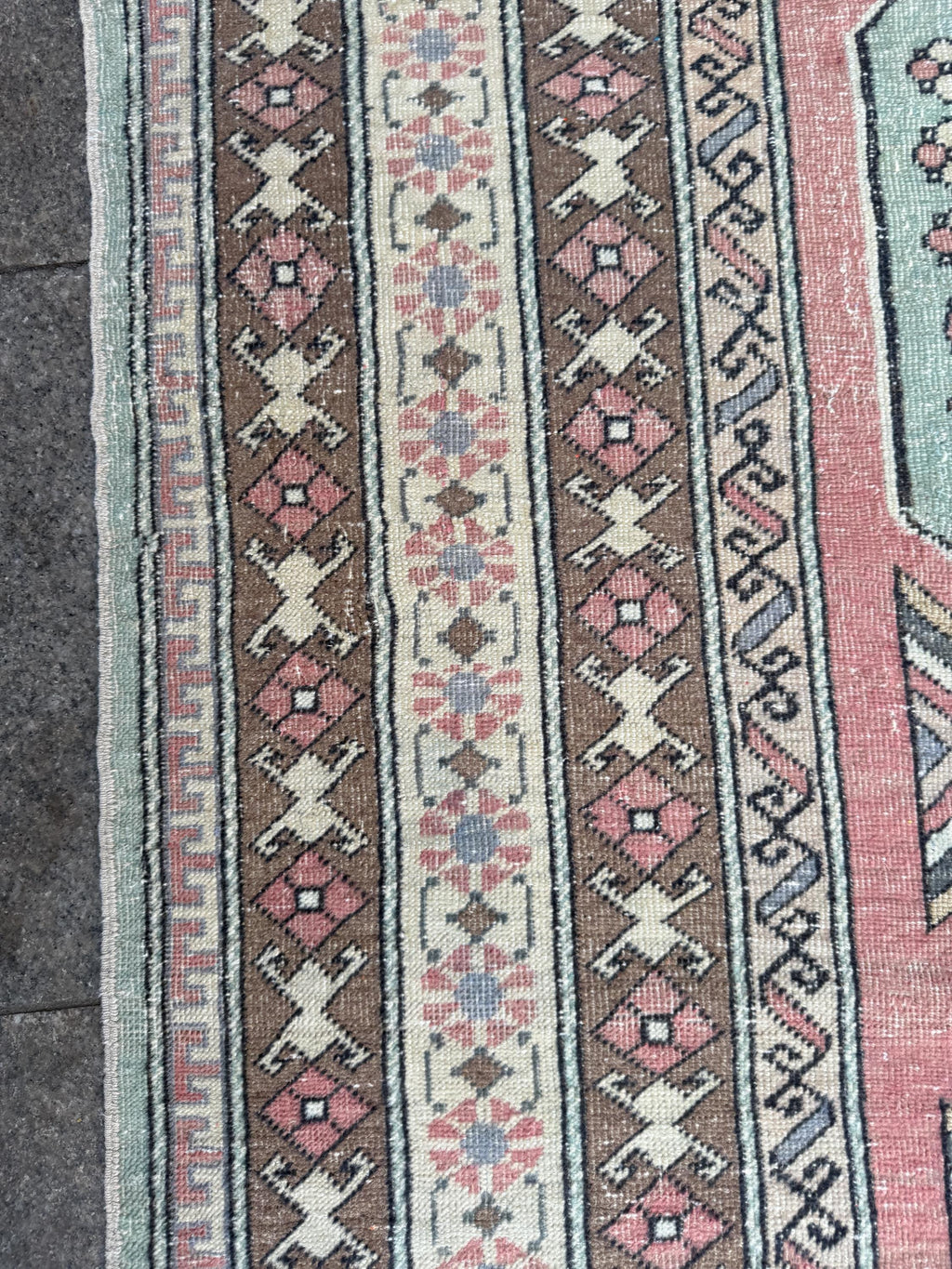 4'10"x6'7" feet Vintage Turkish Anatolian Rug,Pink Geometric Rug,55