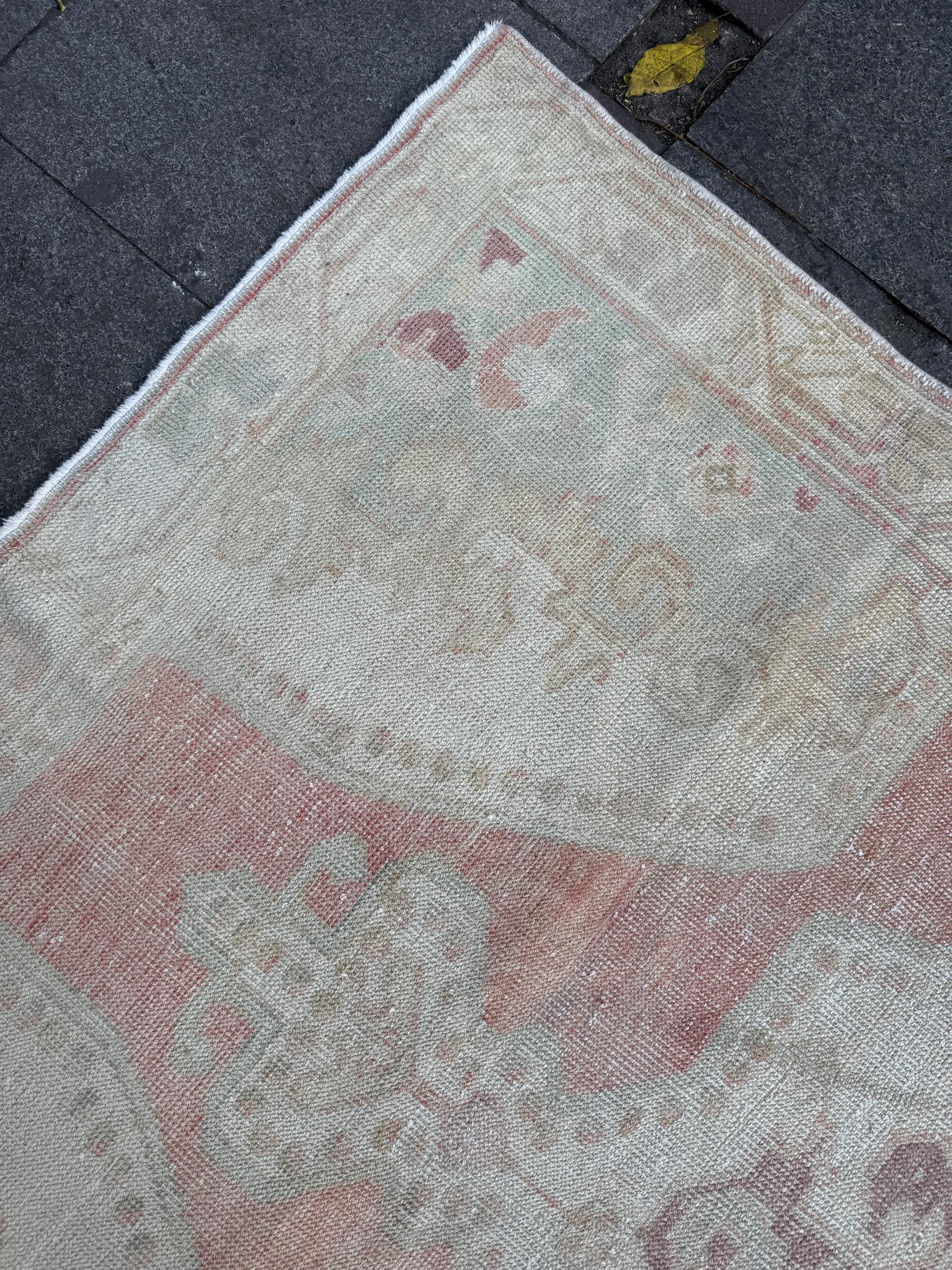 4'9"x7'7" feet Vintage Anatolian Wool Rug,Floral Decoritive Brick color Rug ,287