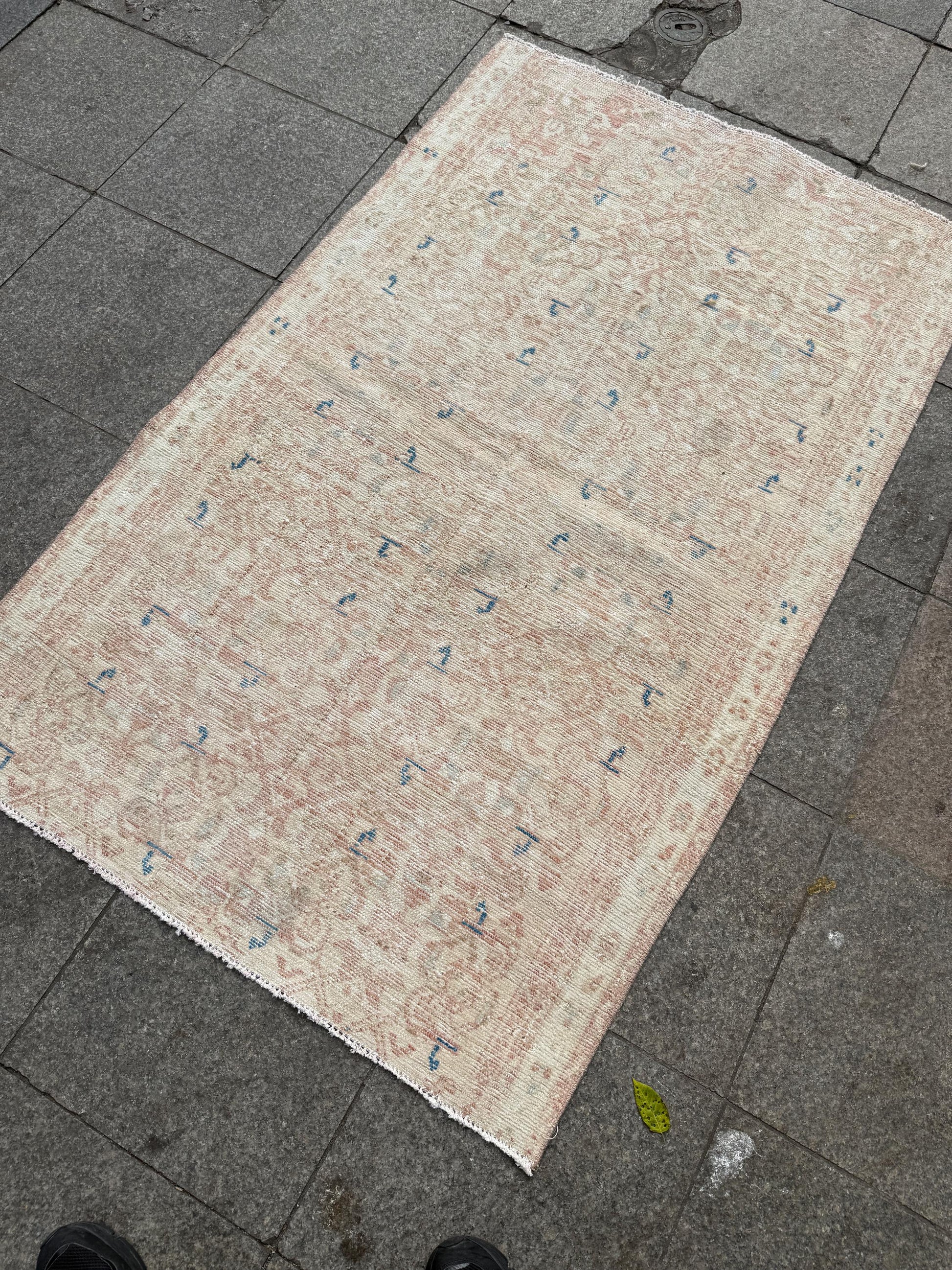 3'6"x5'8" feet  Vintage Turkish Anatolian Rug,Beige Color Rug,590