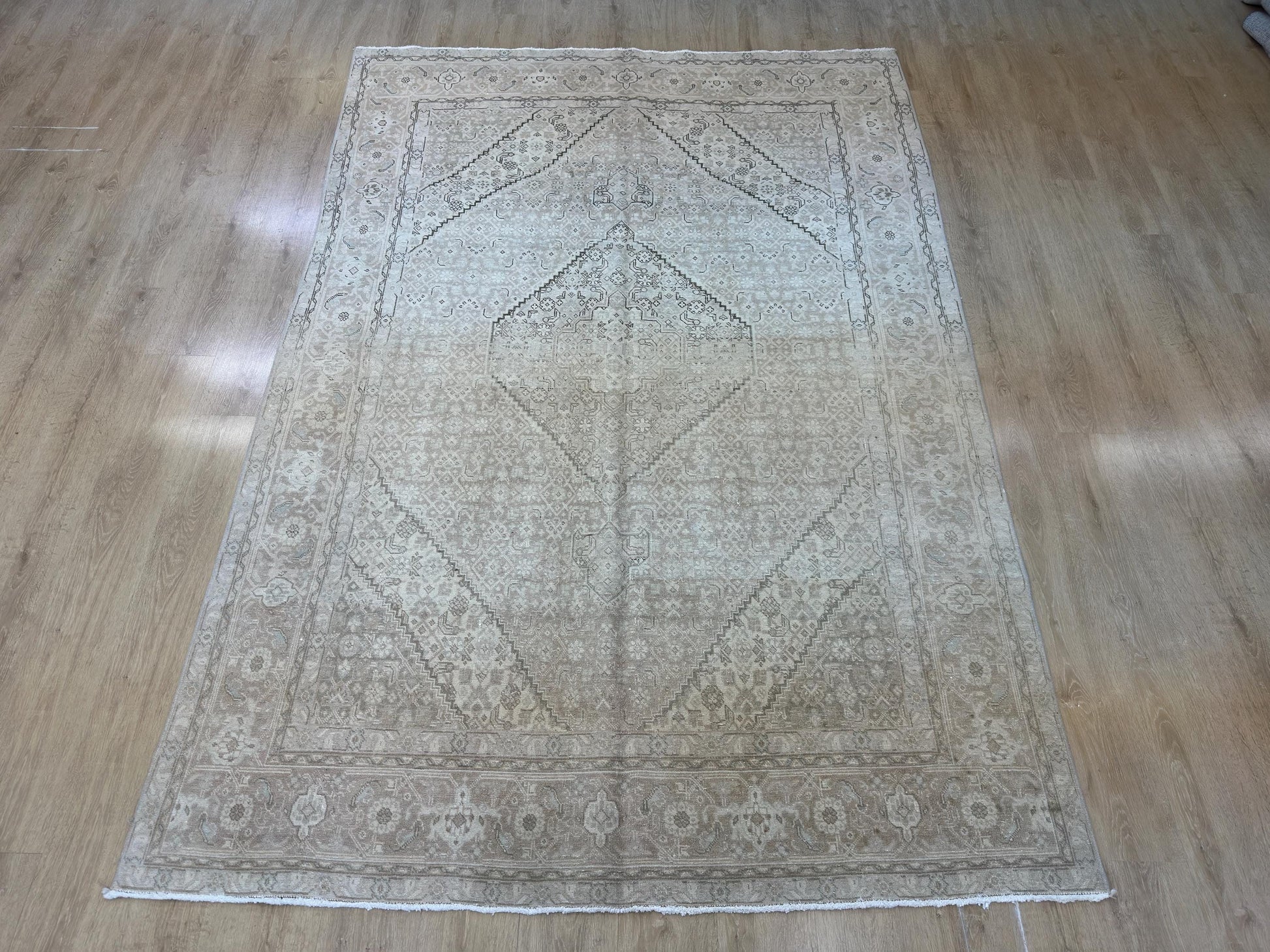 6'5"x9'5" Feet ,Beige background Turkish vintage anatolian rug,brown colors rugs,area rugs,beige border,Floral rugs,20