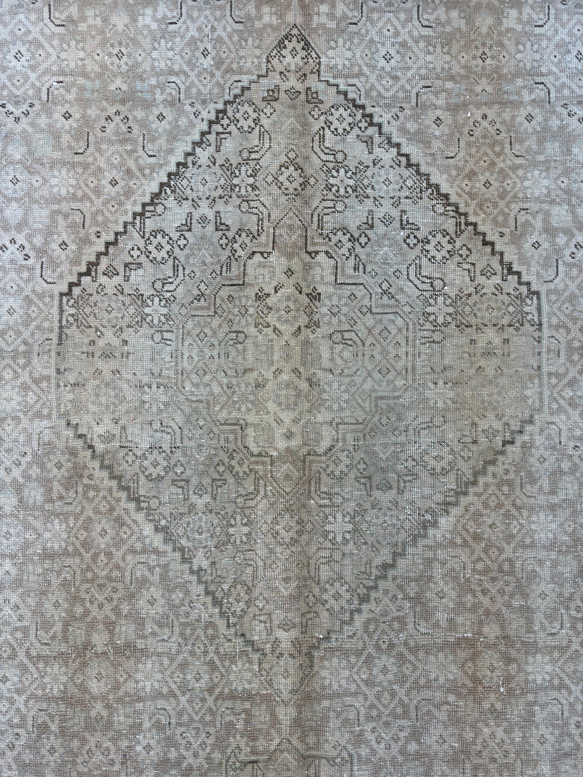 6'5"x9'5" Feet ,Beige background Turkish vintage anatolian rug,brown colors rugs,area rugs,beige border,Floral rugs,20