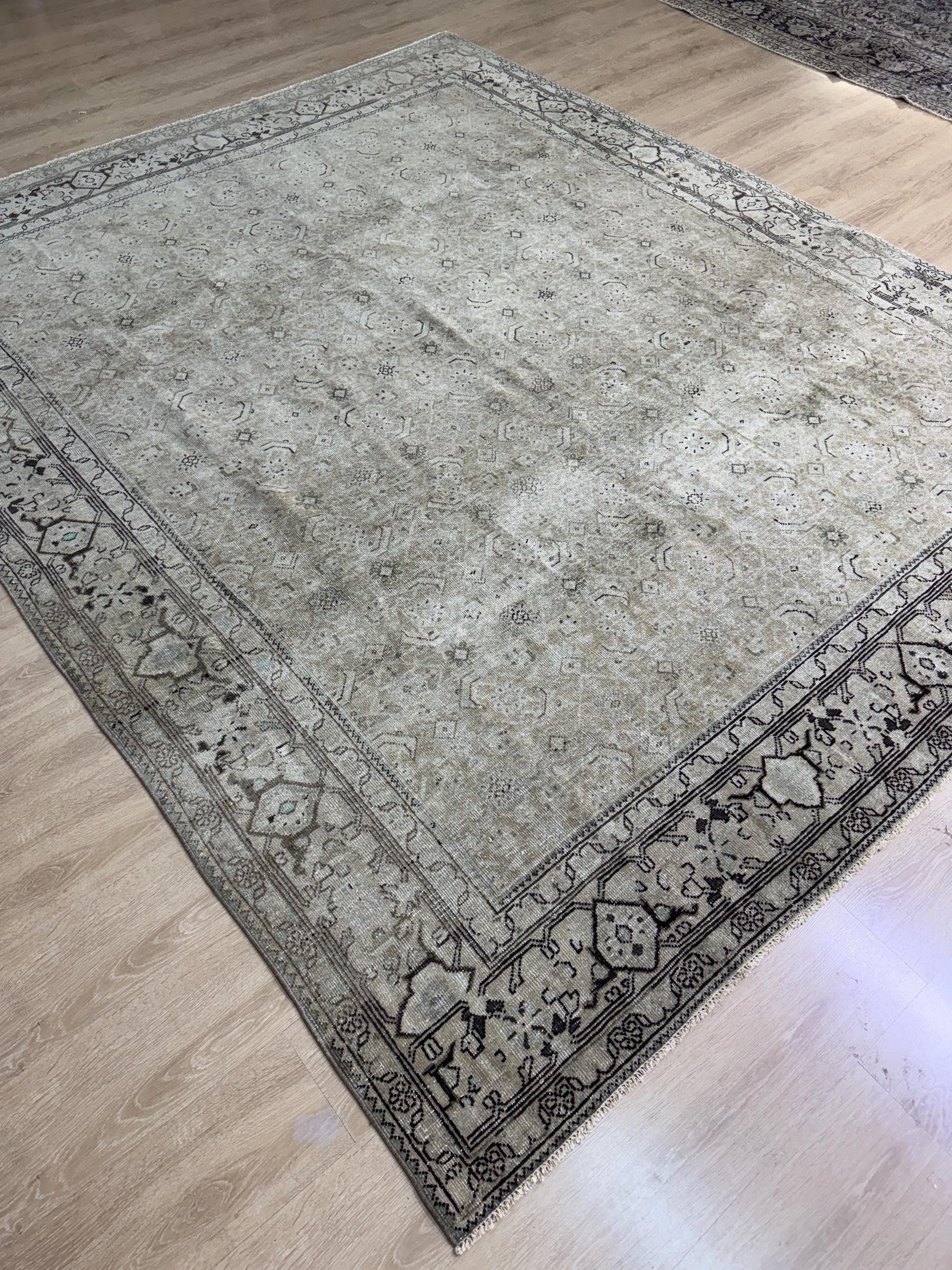 8'4"x10'2" Feet ,Beige background Turkish vintage anatolian rug,brown colors rugs,area rugs,beige border,Floral rugs,46