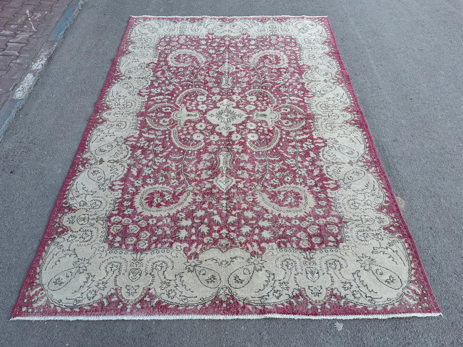 6'4"x9'2" Feet,Pink background Turkish vintage anatolian rug,beige,brown colors rugs,area rugs,beige border,Floral rug,454