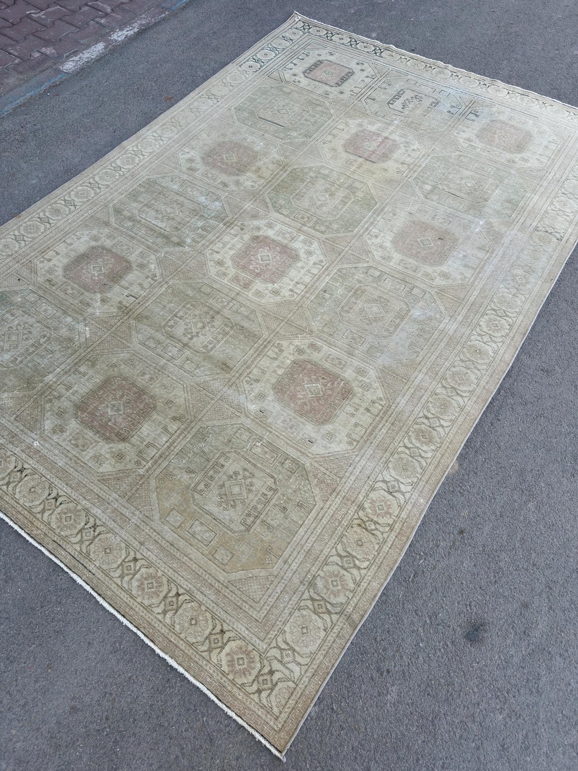 6'3"x9'6" Feet ,Beige background Turkish vintage anatolian rug, light brown, light pink colors rugs,area rugs, beige border, geometric rugs,469